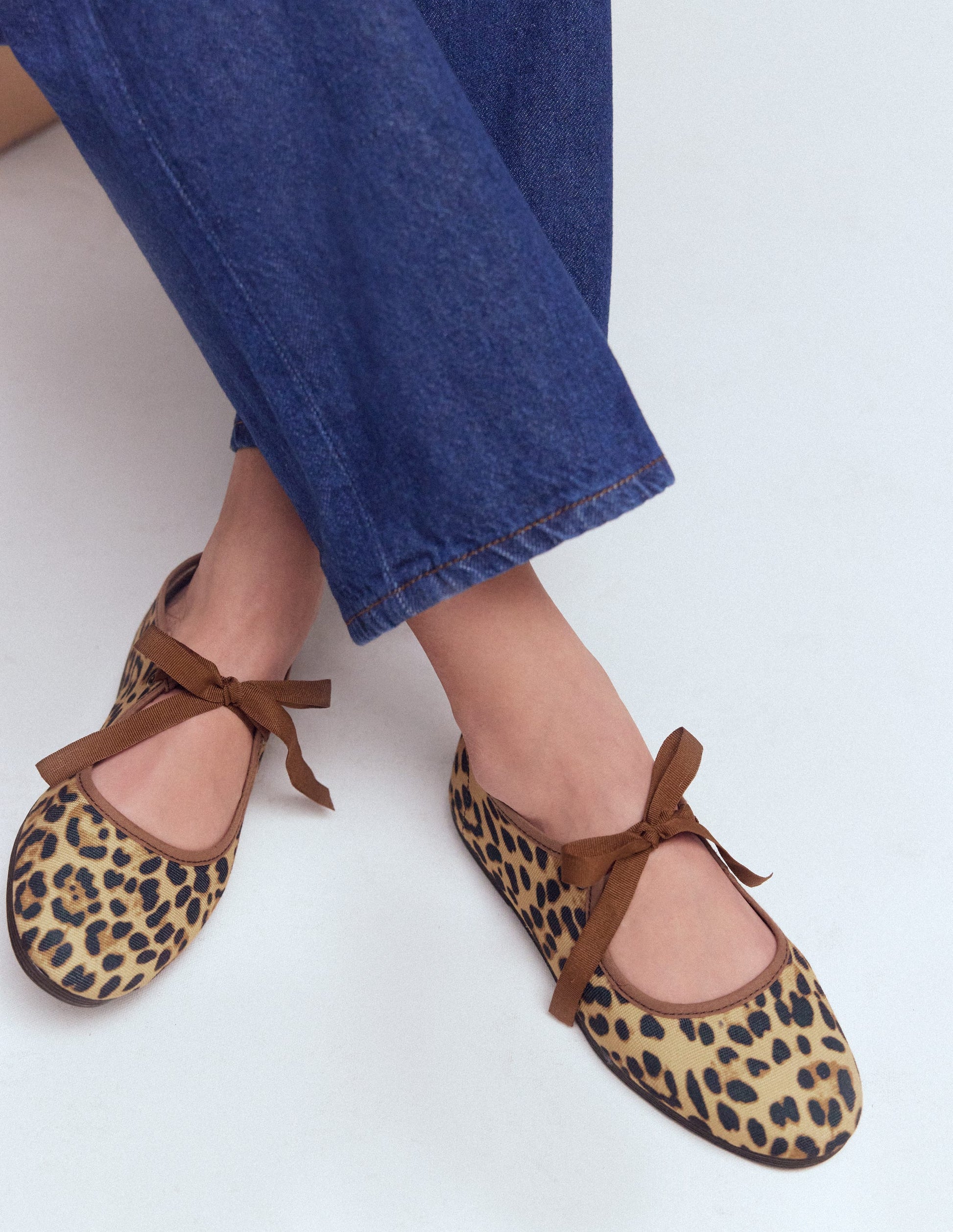Flexi Tie Mary Janes-Leopard-3