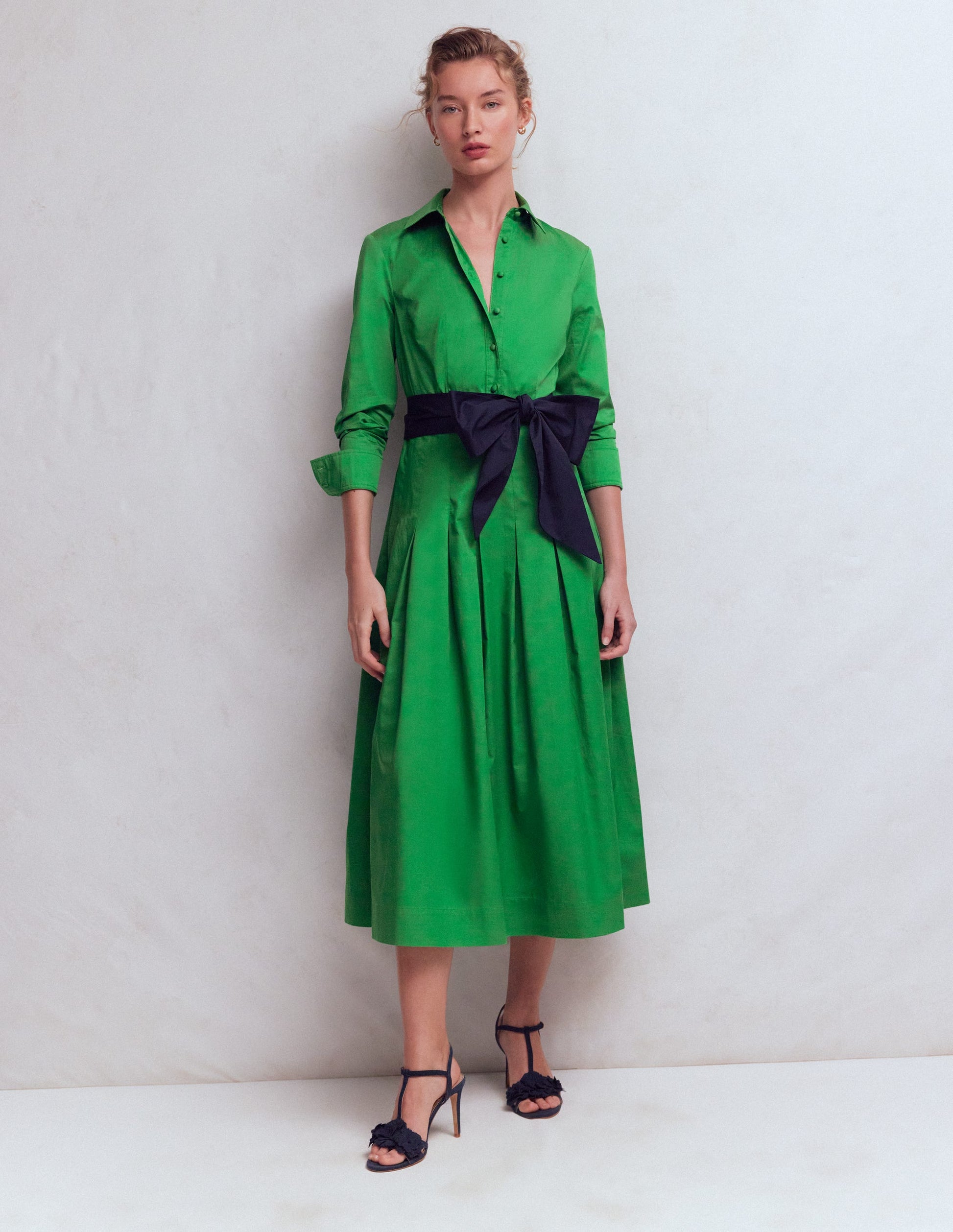 Maxi Pleated Bow Dress-Green Navy | Boden USA Maxi Pleated Bow Dress-Green Navy | Boden USA