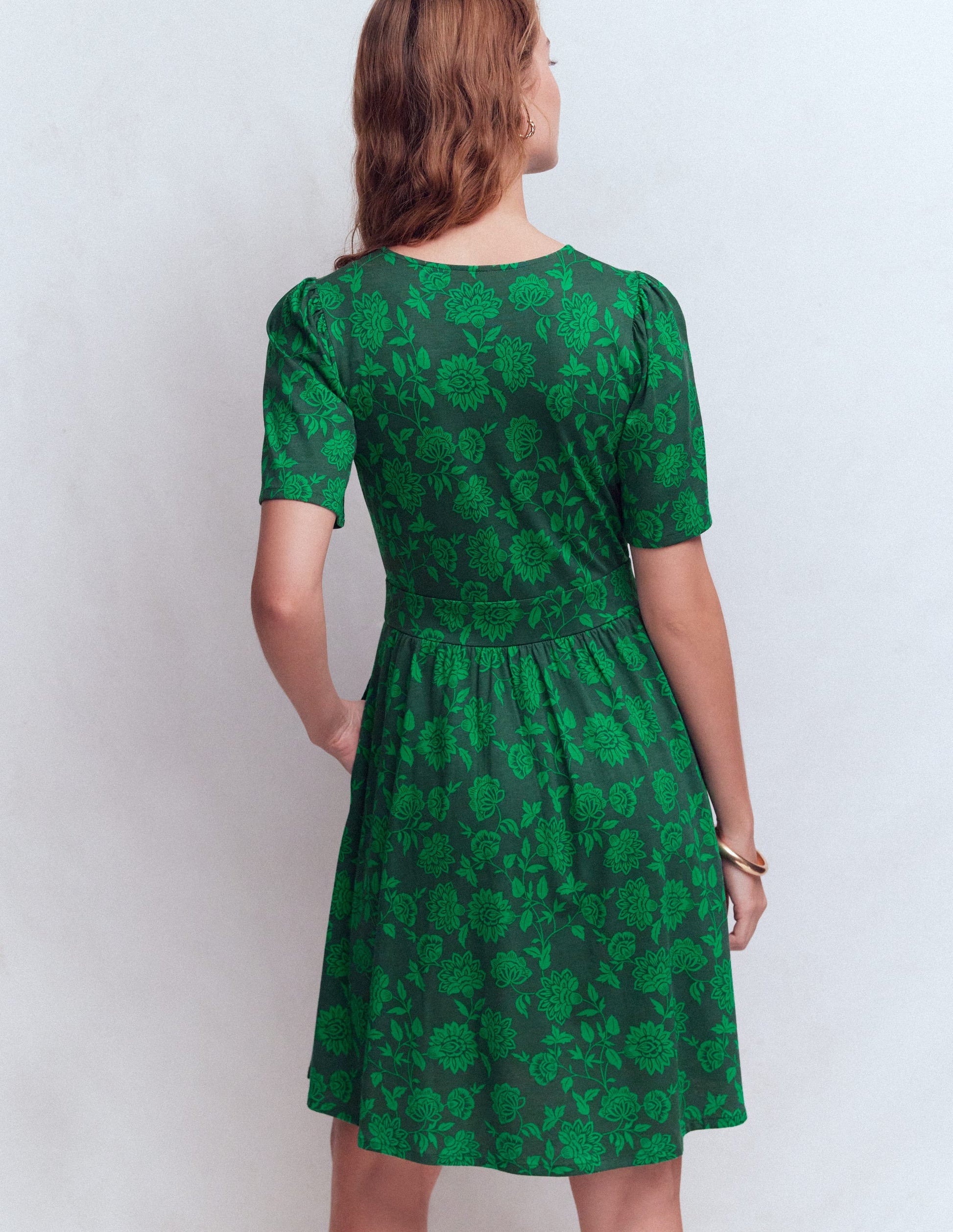 Boden Women's Louisa Short Jersey Dress in Green | Size 10 Boden Women's Louisa Short Jersey Dress in Green | Size 10
