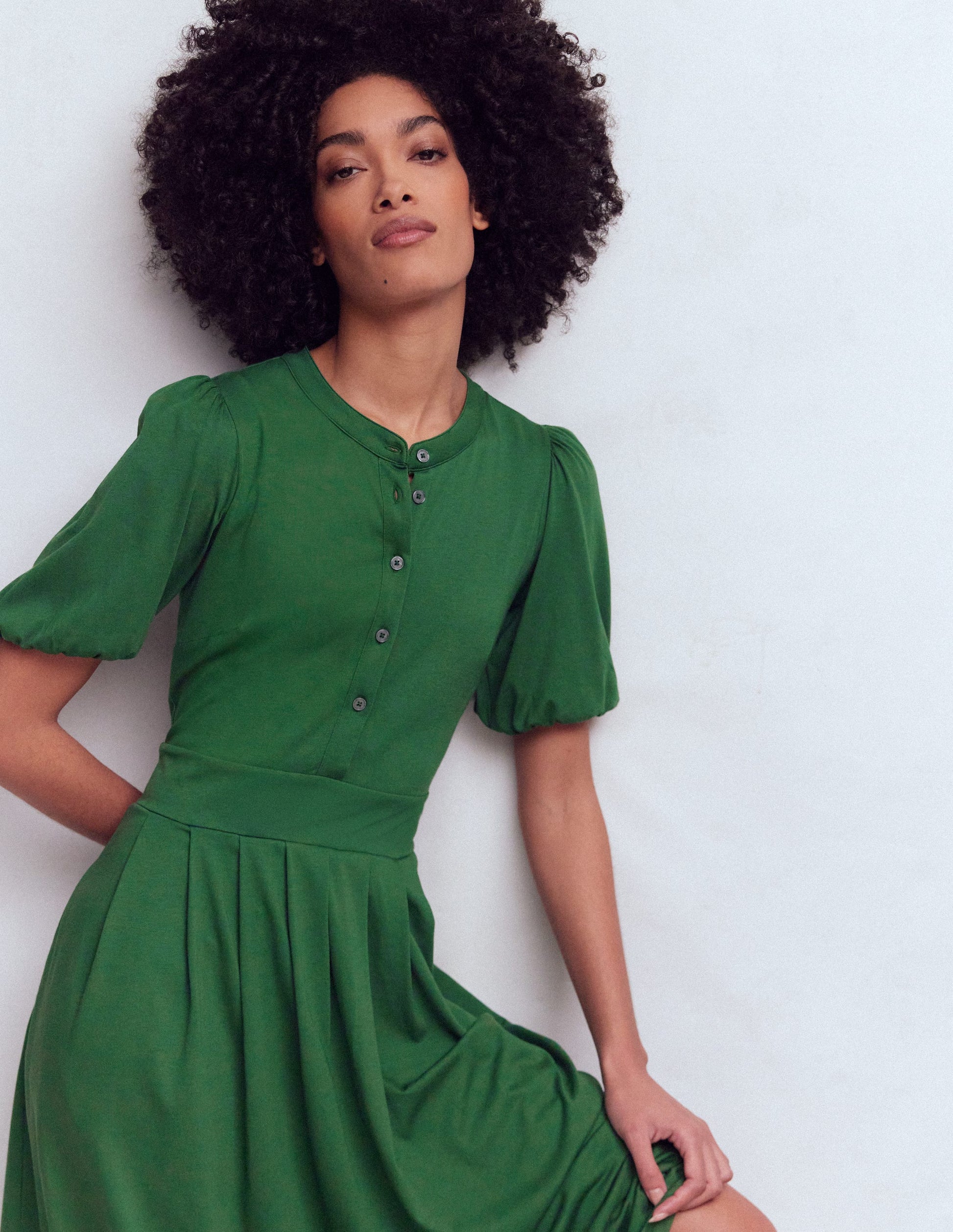 green emerald velvet dress Amber Pleat Jersey Midi Dress-Hunter Green