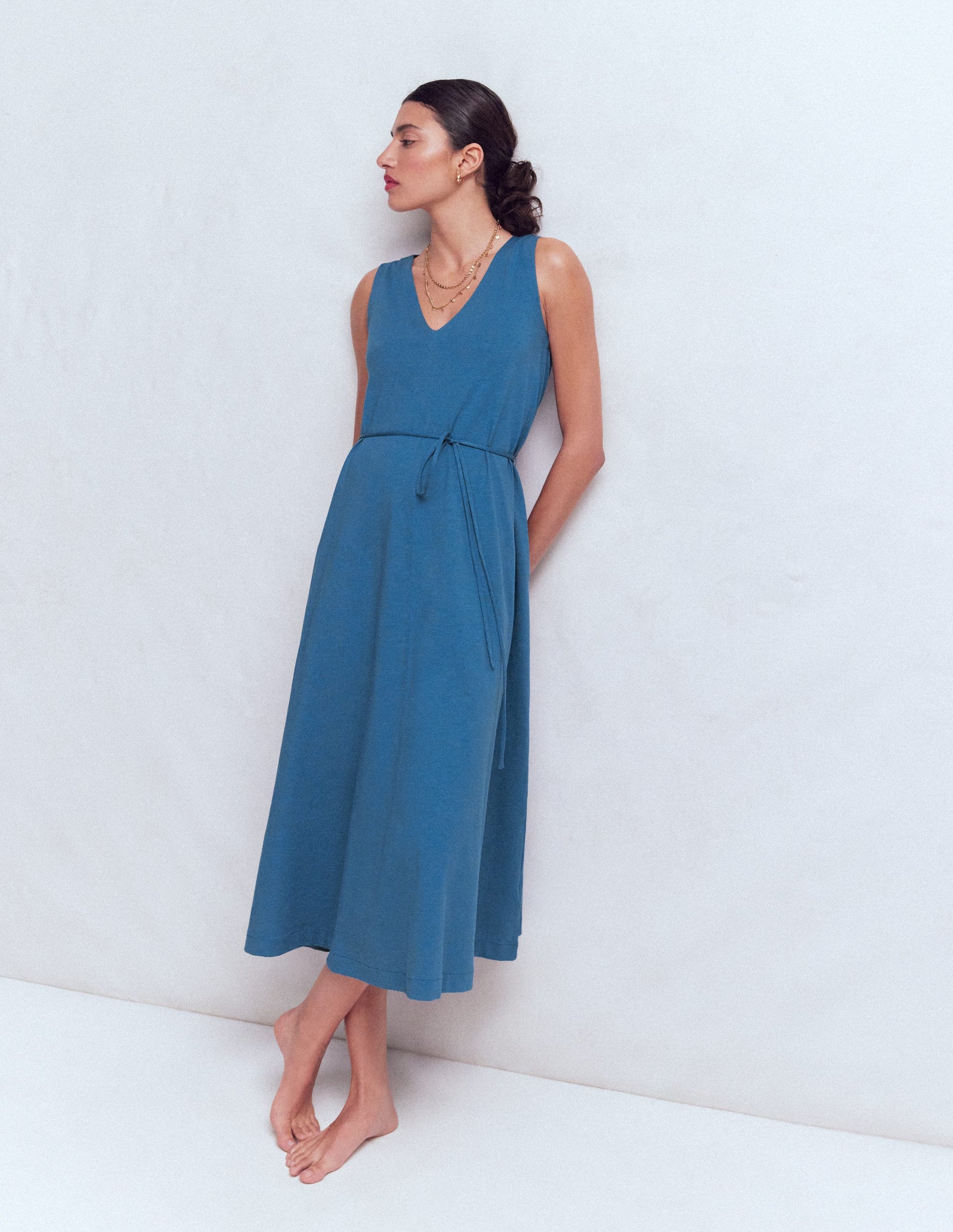 Boden Women's Mia V-neck Jersey Midi Dress in Blue | Size 0 Boden Women's Mia V-neck Jersey Midi Dress in Blue | Size 0