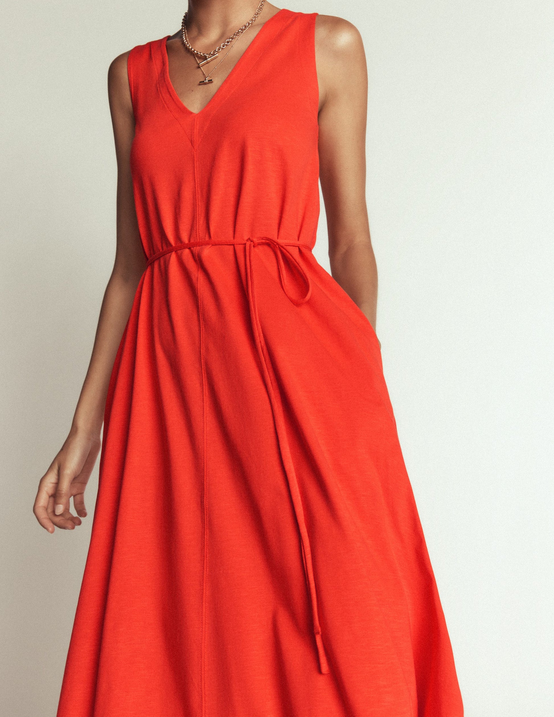 Boden Women's Mia V-neck Jersey Midi Dress in Red Boden Women's Mia V-neck Jersey Midi Dress in Red