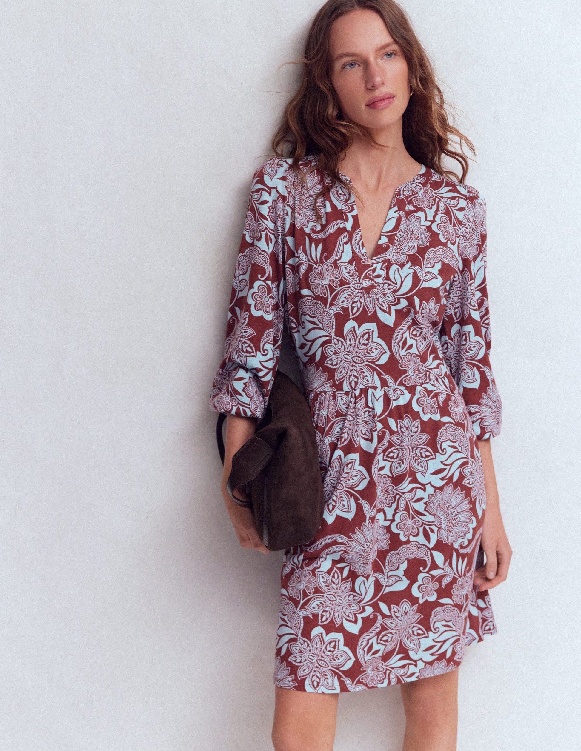Boden Women's Cathy Notch Neck Jersey Dress in Brown | Size 2 Boden Women's Cathy Notch Neck Jersey Dress in Brown | Size 2