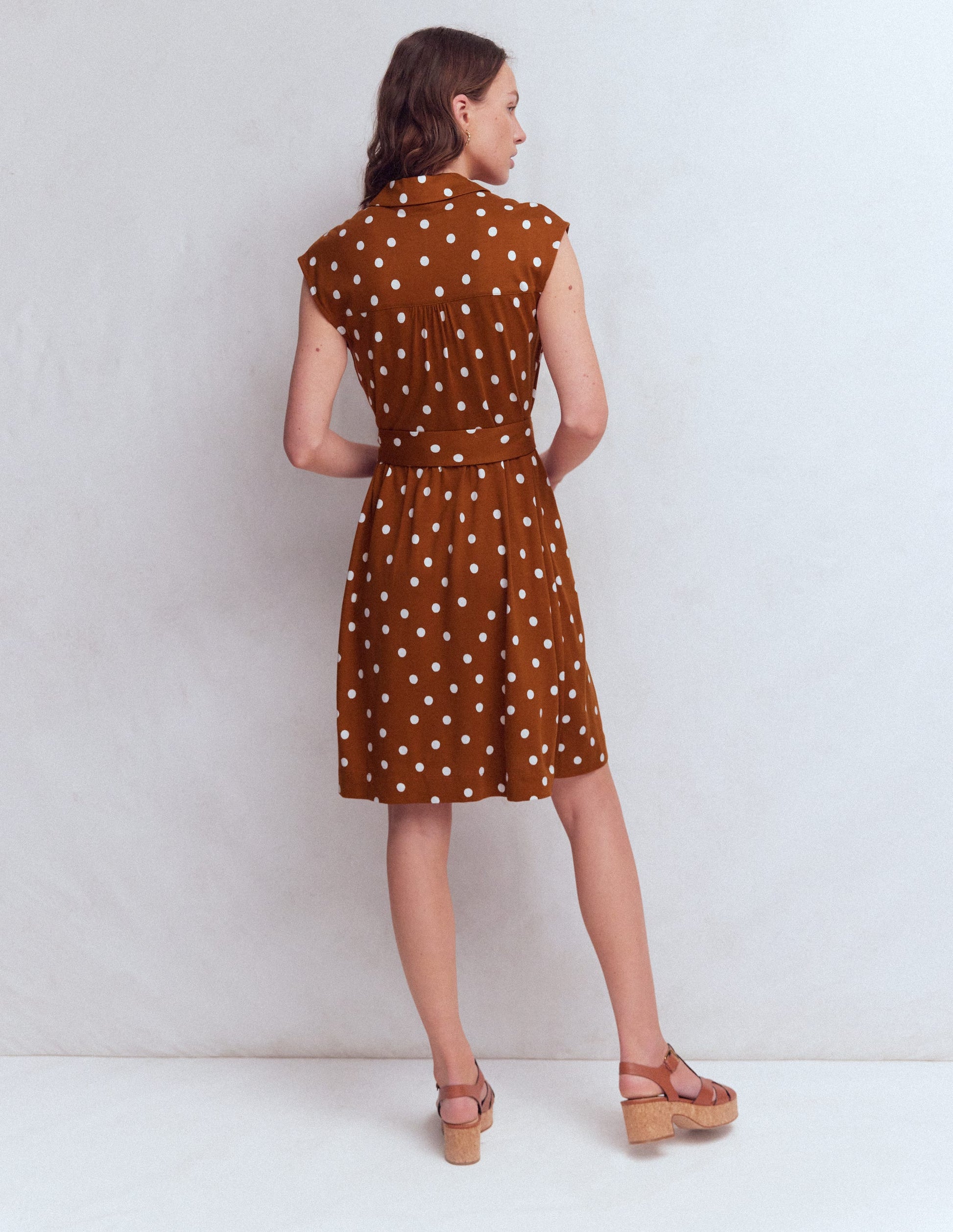 Boden Women's Honor Short Jersey Shirt Dress in Brown | Size 16/18 Boden Women's Honor Short Jersey Shirt Dress in Brown | Size 16/18