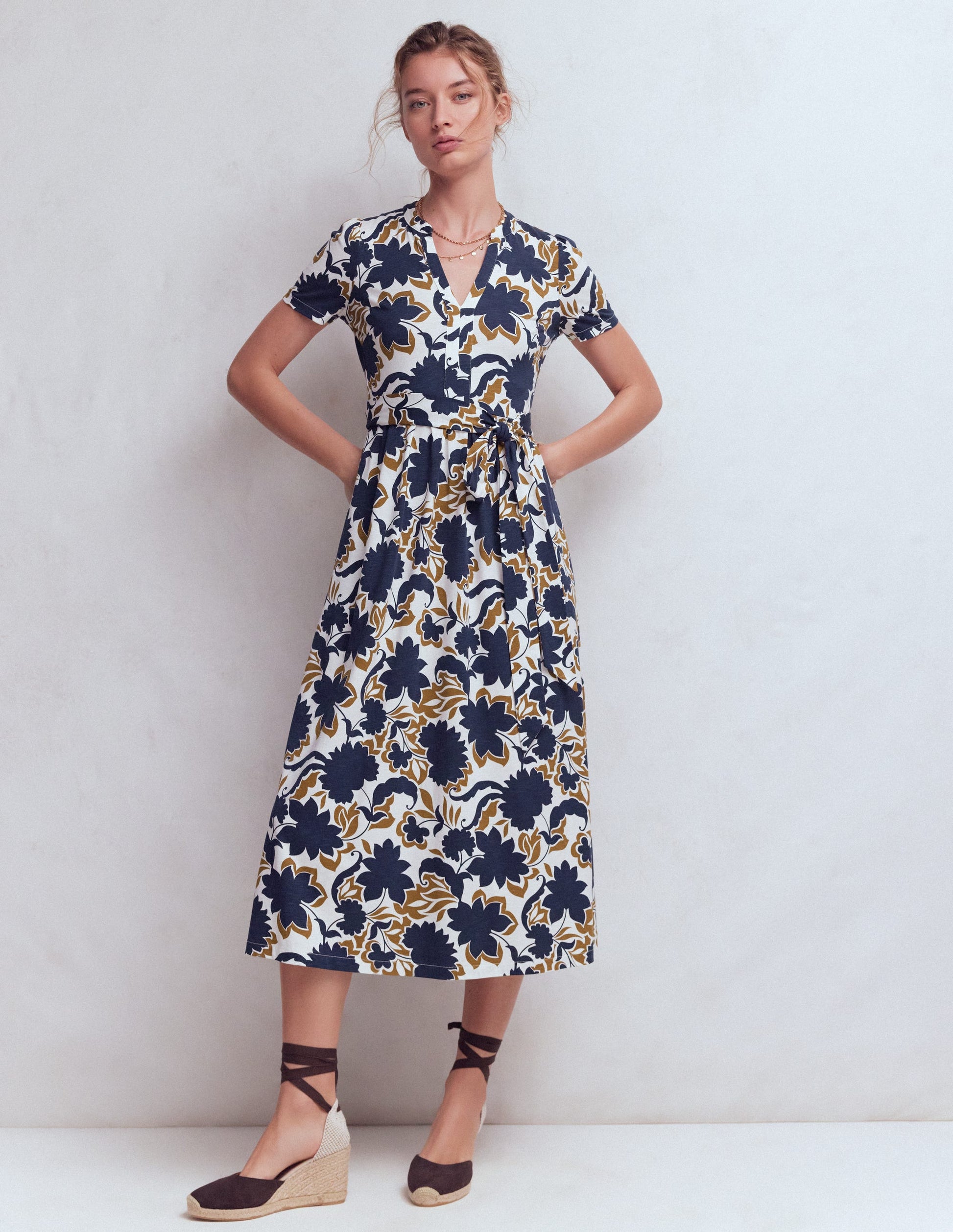Boden Women's Naomi Jersey Midi Dress in Blue | Size 0 Boden Women's Naomi Jersey Midi Dress in Blue | Size 0
