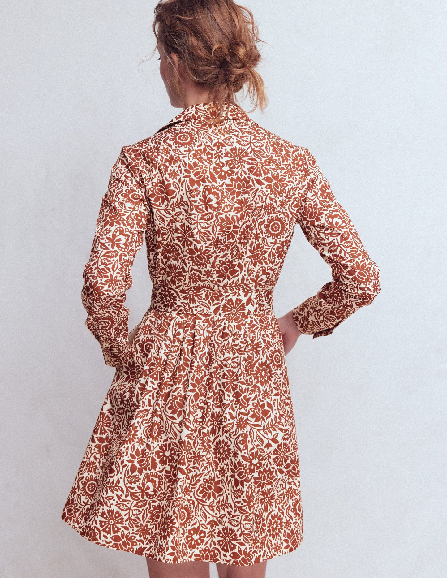 Alexa Long Sleeve Short Dress-Brown, Meadow Scatter