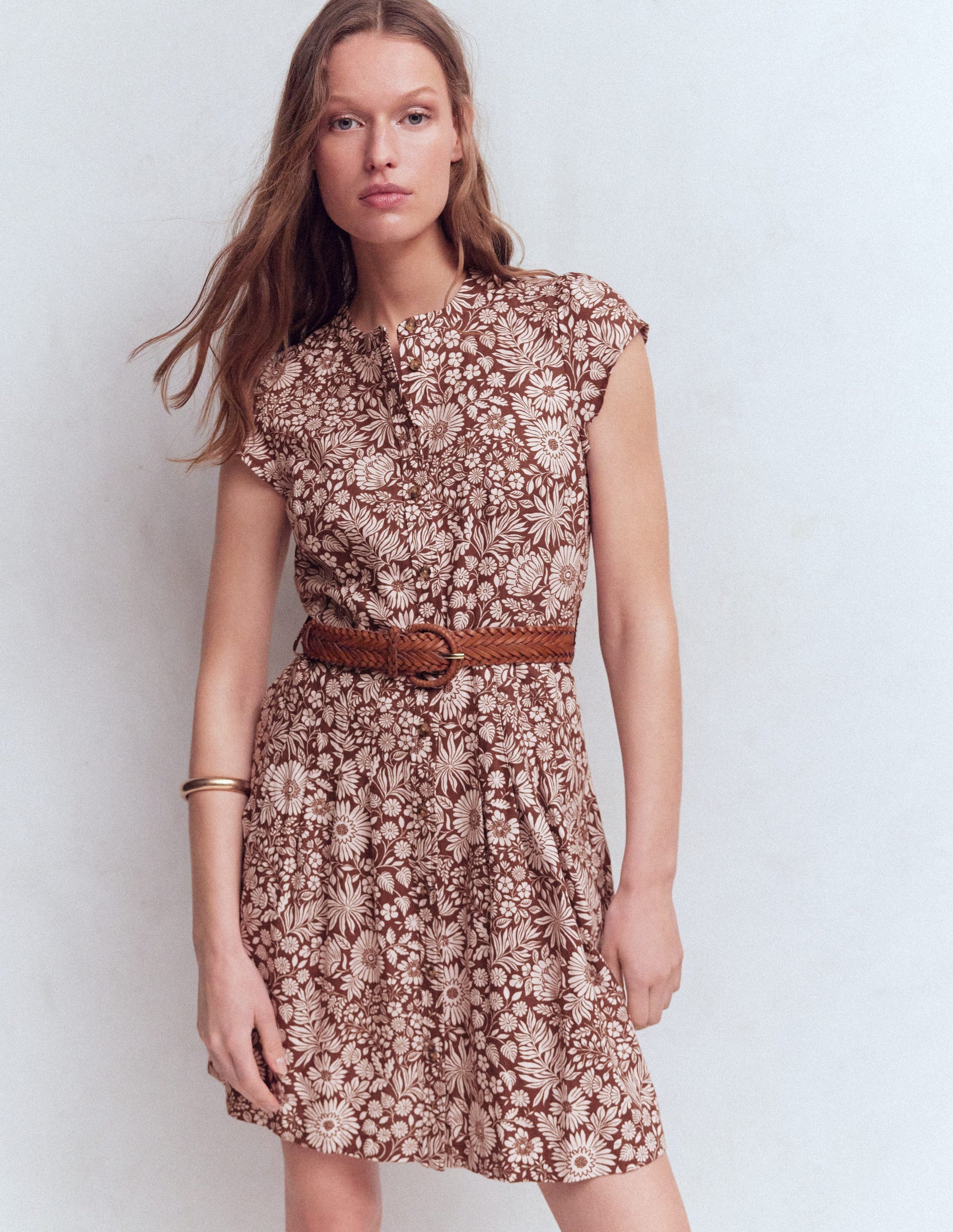 Boden Women's Arabella Short Linen Dress in Brown | Size 8 Boden Women's Arabella Short Linen Dress in Brown | Size 8