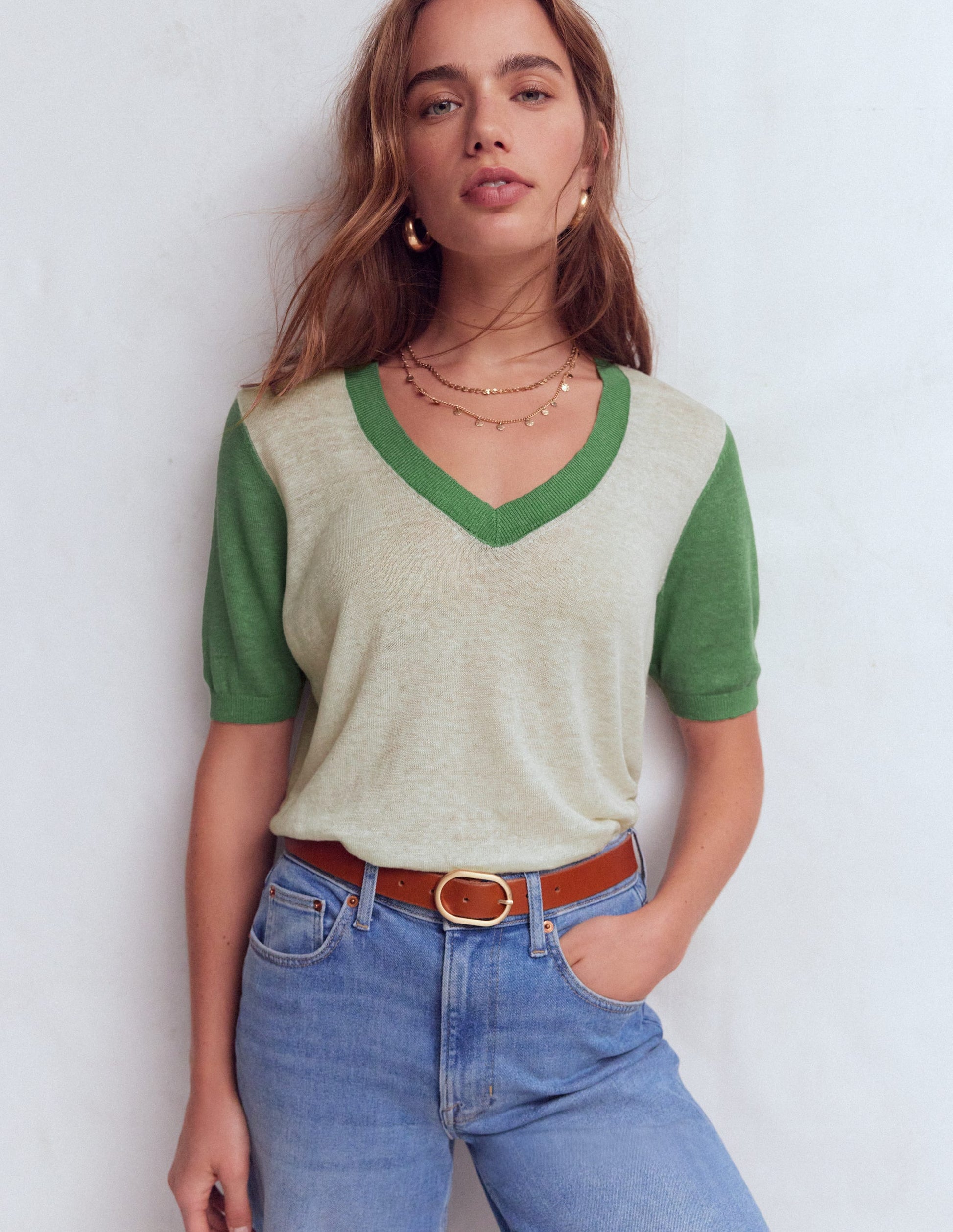 Agnes Linen V Neck T-Shirt-Ivory/ Green-5