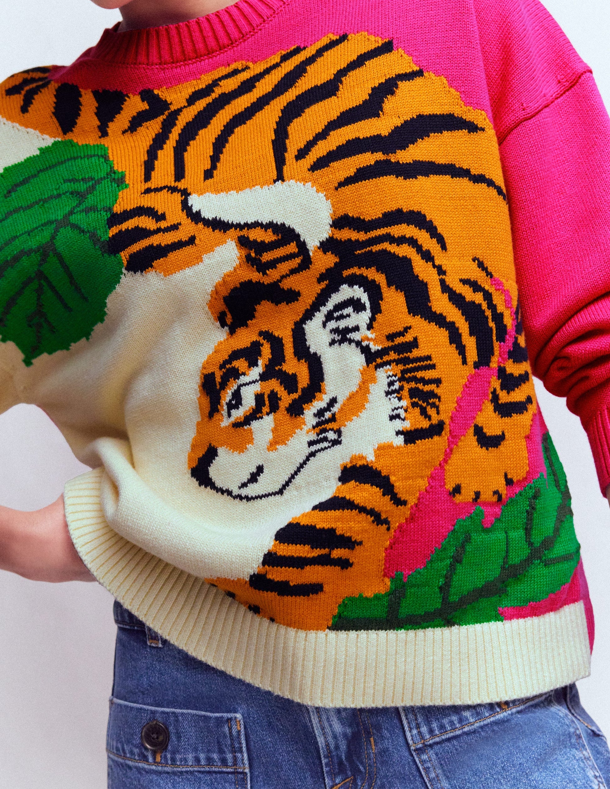 Jacquard Jumper-Warm Ivory and Pink Tiger-2