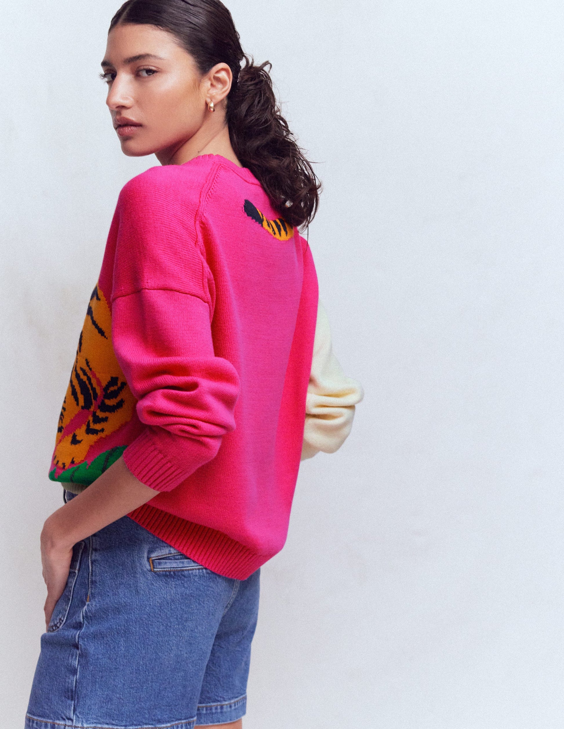 Jacquard Jumper-Warm Ivory and Pink Tiger-3