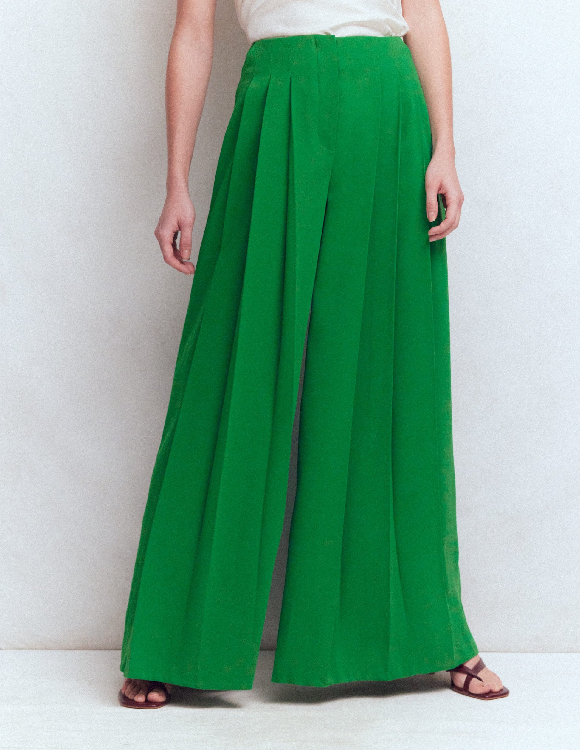 Regent Wide Leg Pants-Rich Emerald-4