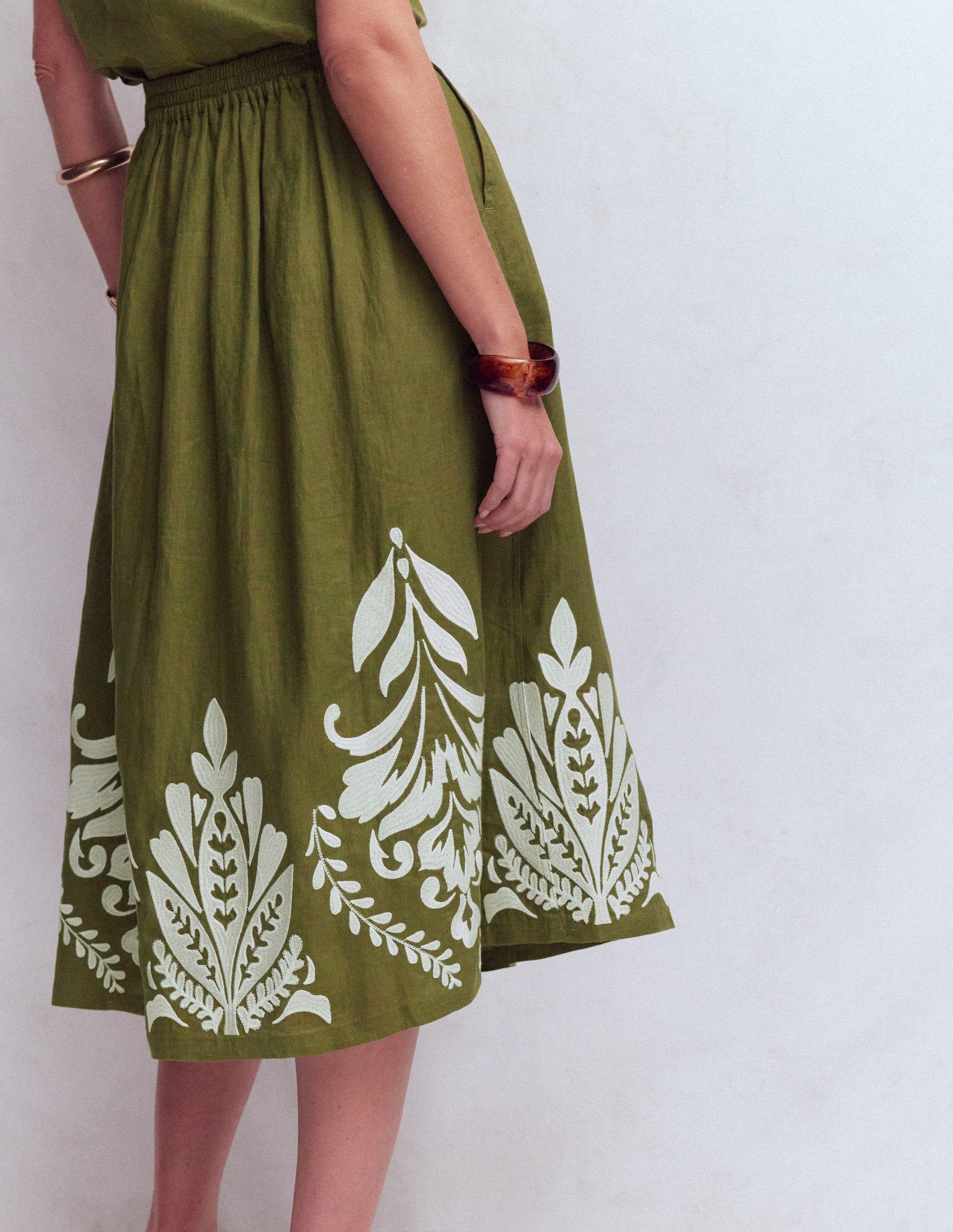 Verity Linen Midi Skirt-Winter Moss Embroidery-4
