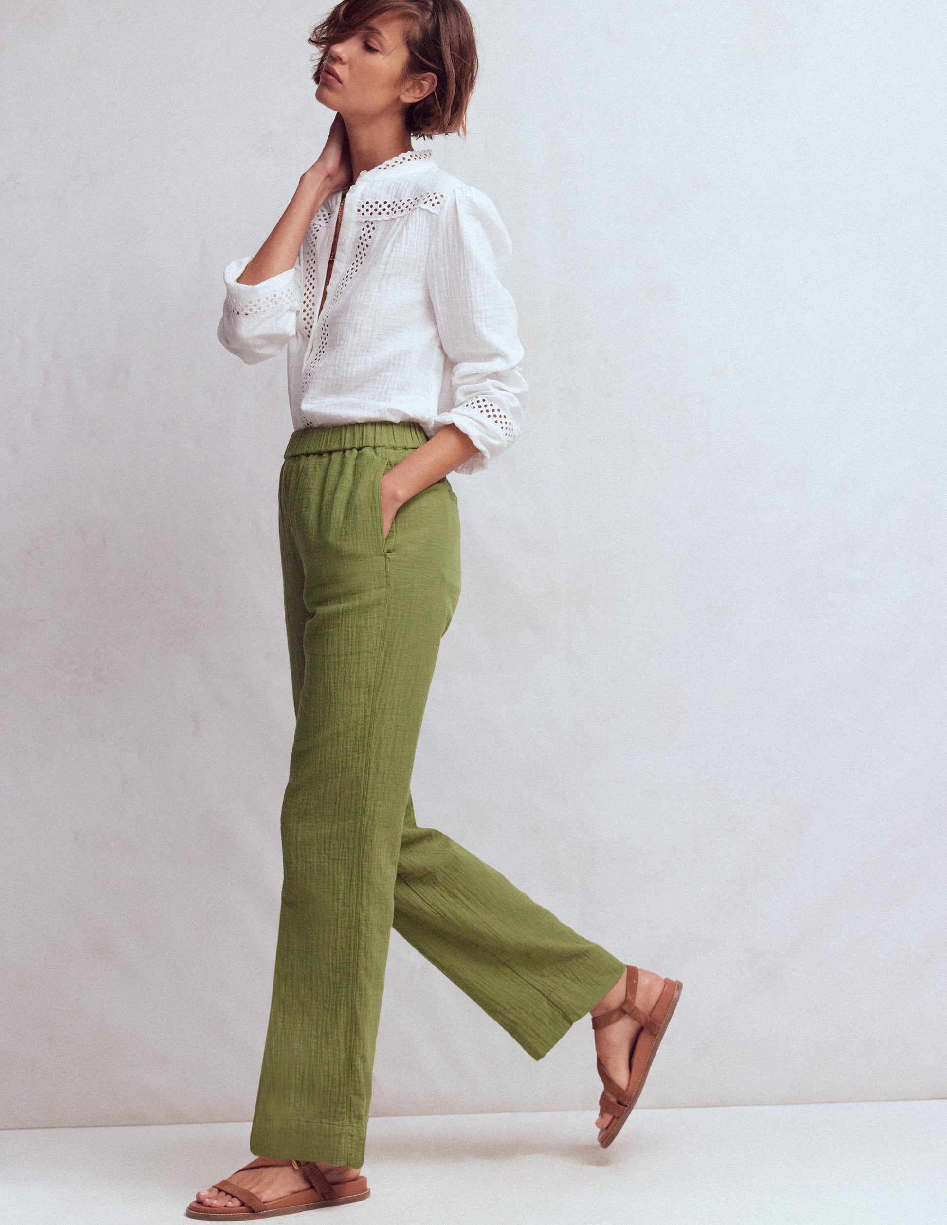 Boden Women's Pull On Double Cloth Pants in Green