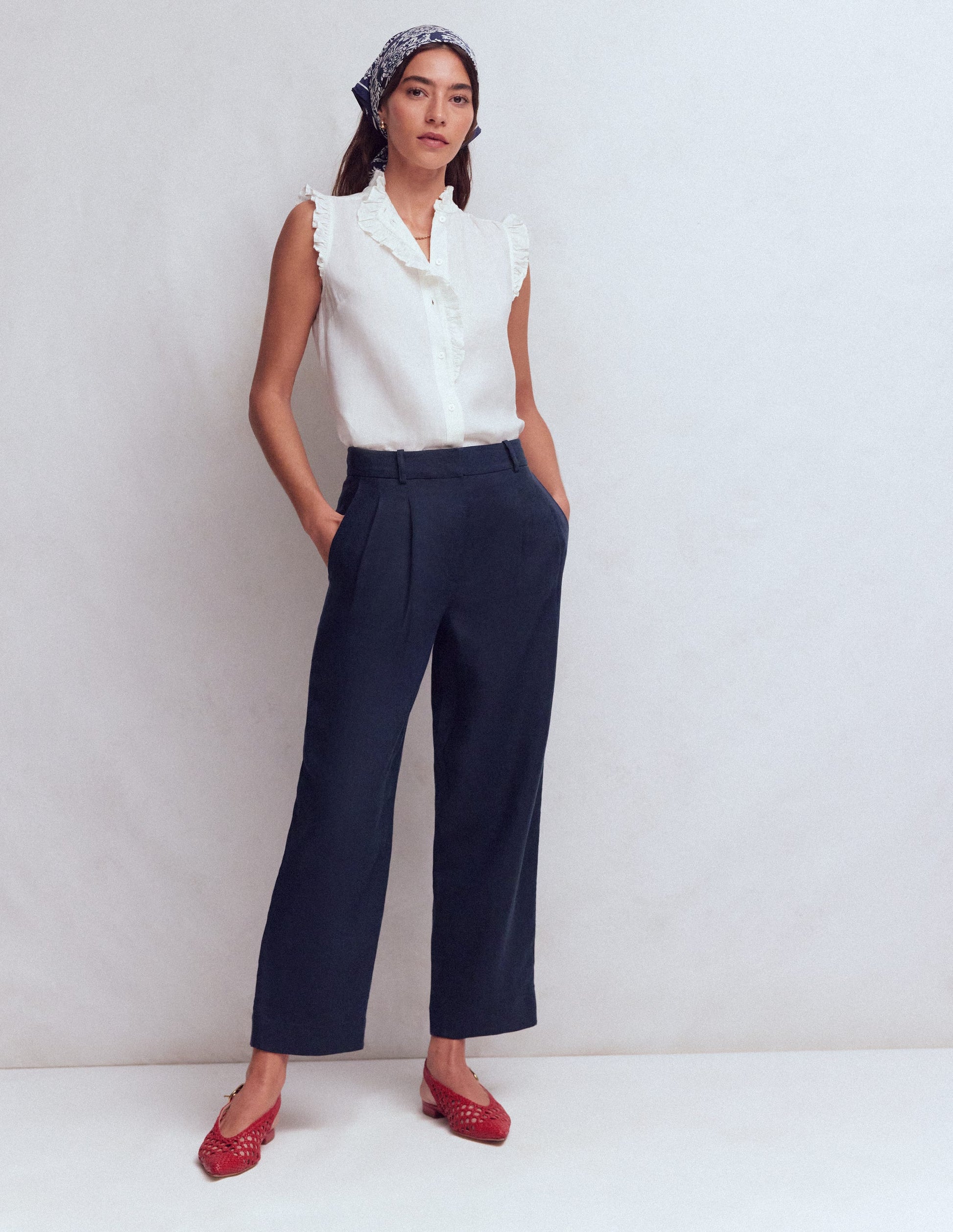Bloomsbury Linen Pants-Navy-5