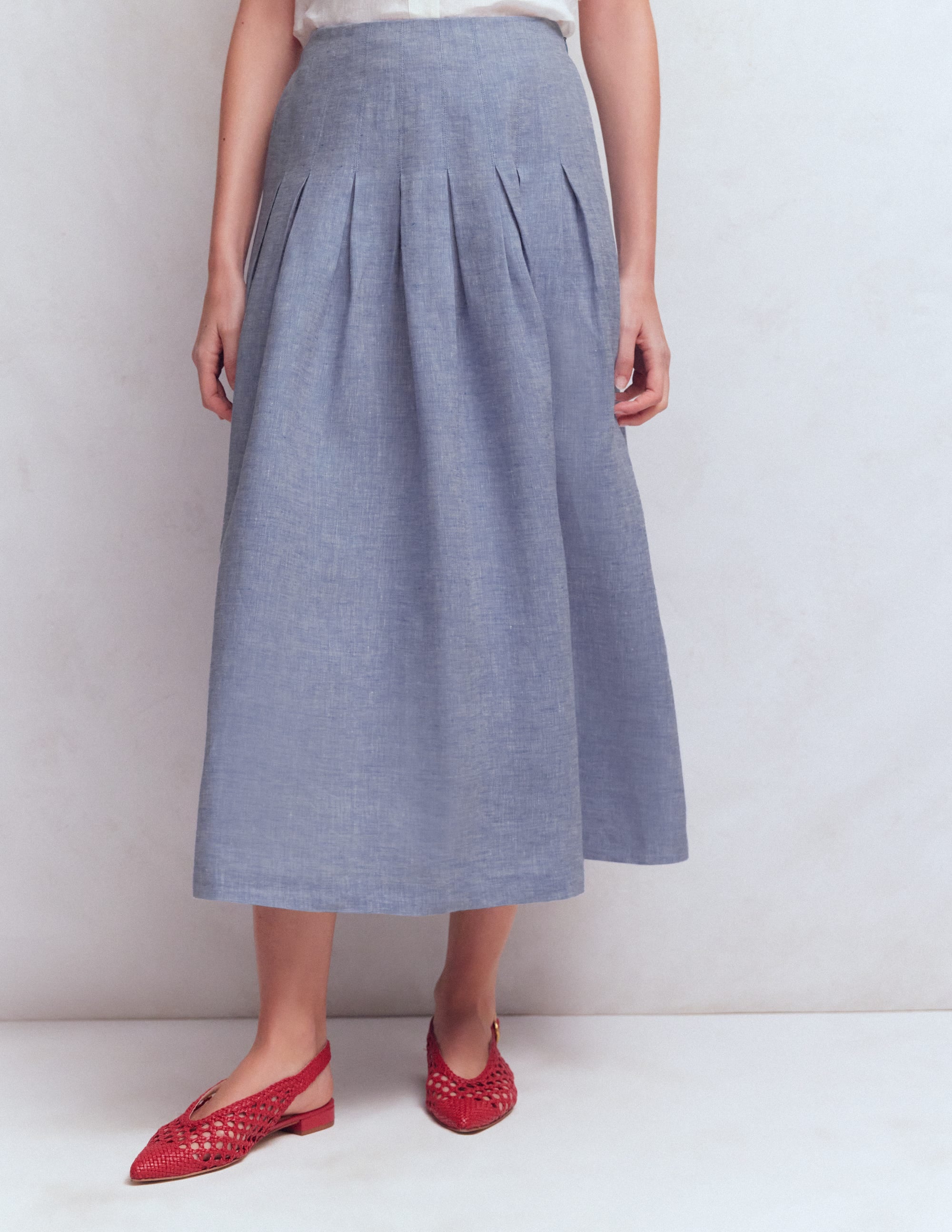 Valentina Linen Skirt - Blue Chambray | Boden USA