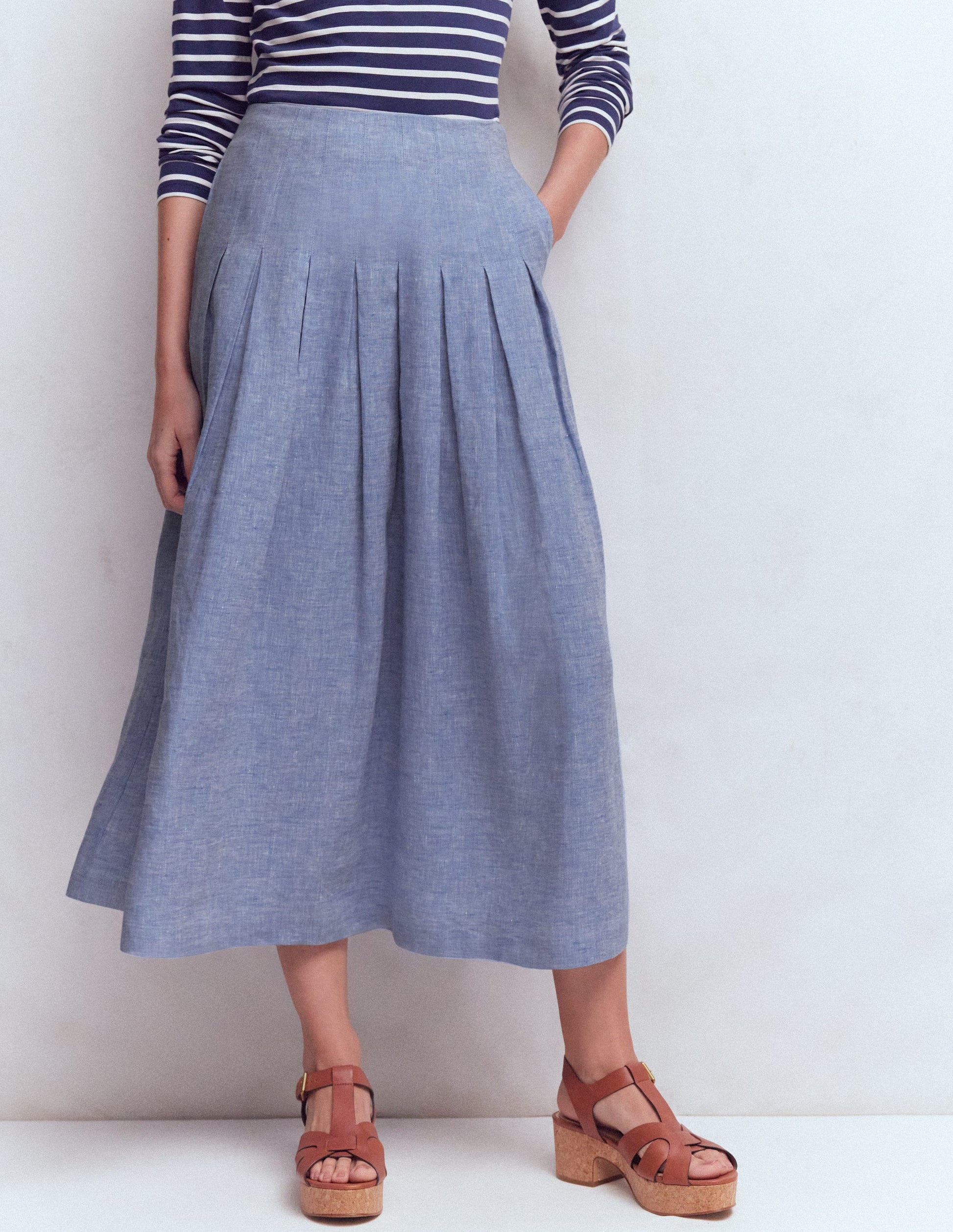 Valentina Linen Skirt-Blue Chambray-5