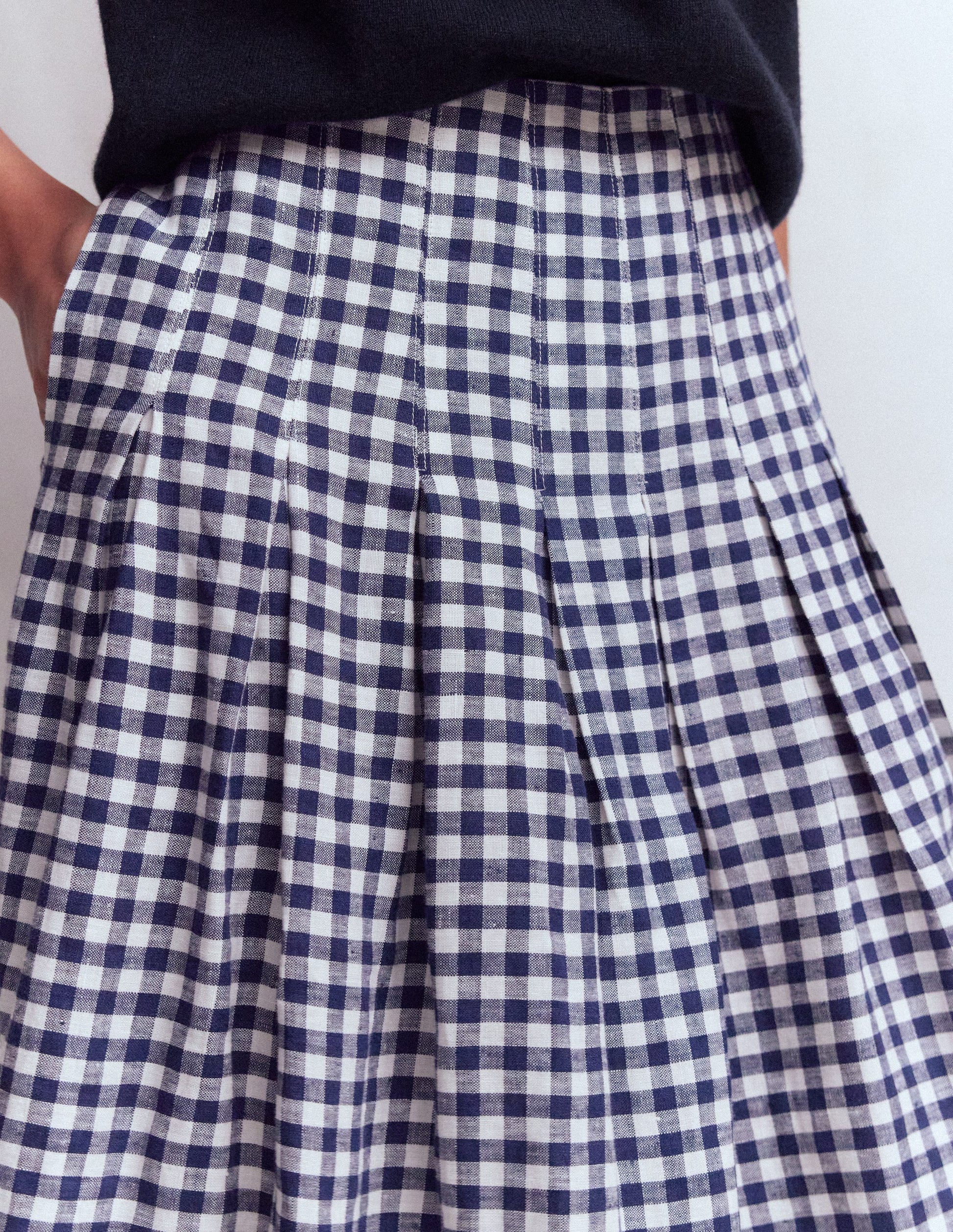 Valentina Linen Skirt-Navy Gingham-2
