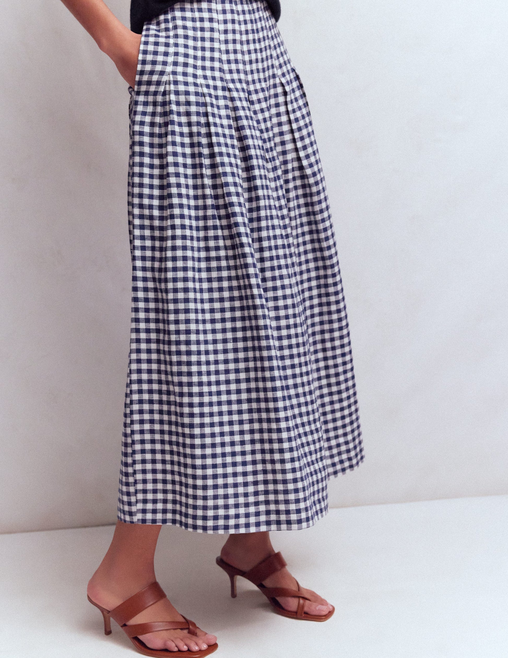 Valentina Linen Skirt-Navy Gingham-5