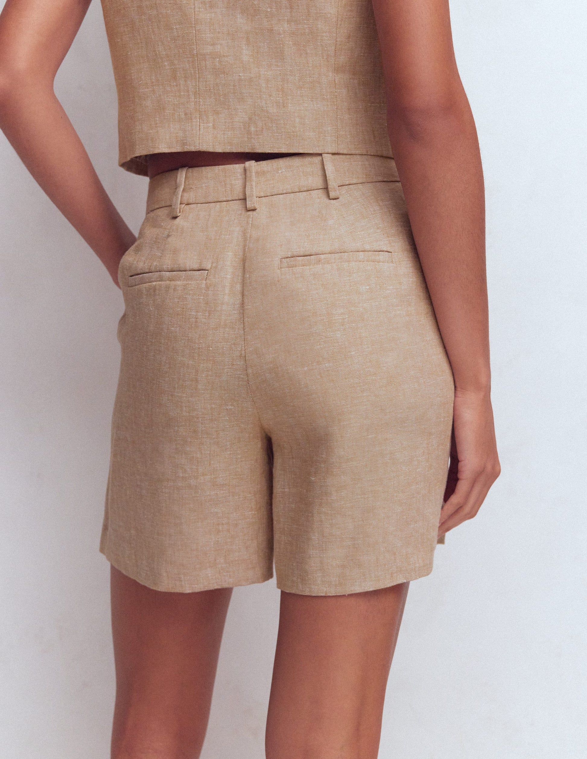 Belgravia Linen Shorts-Cappuccino Chambray-3