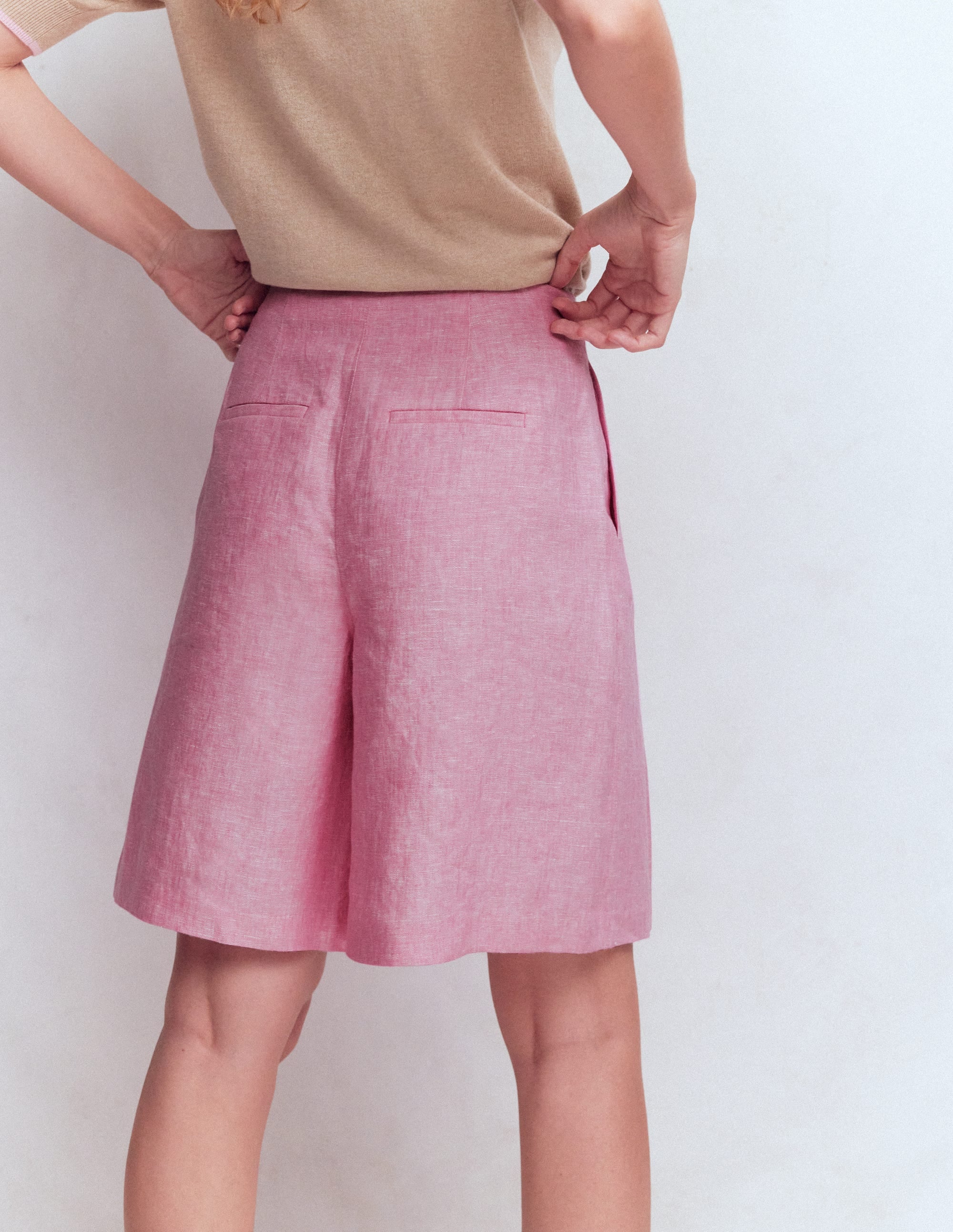Highbury Linen Shorts-Meadowsweet Pink Chambray - Image 3