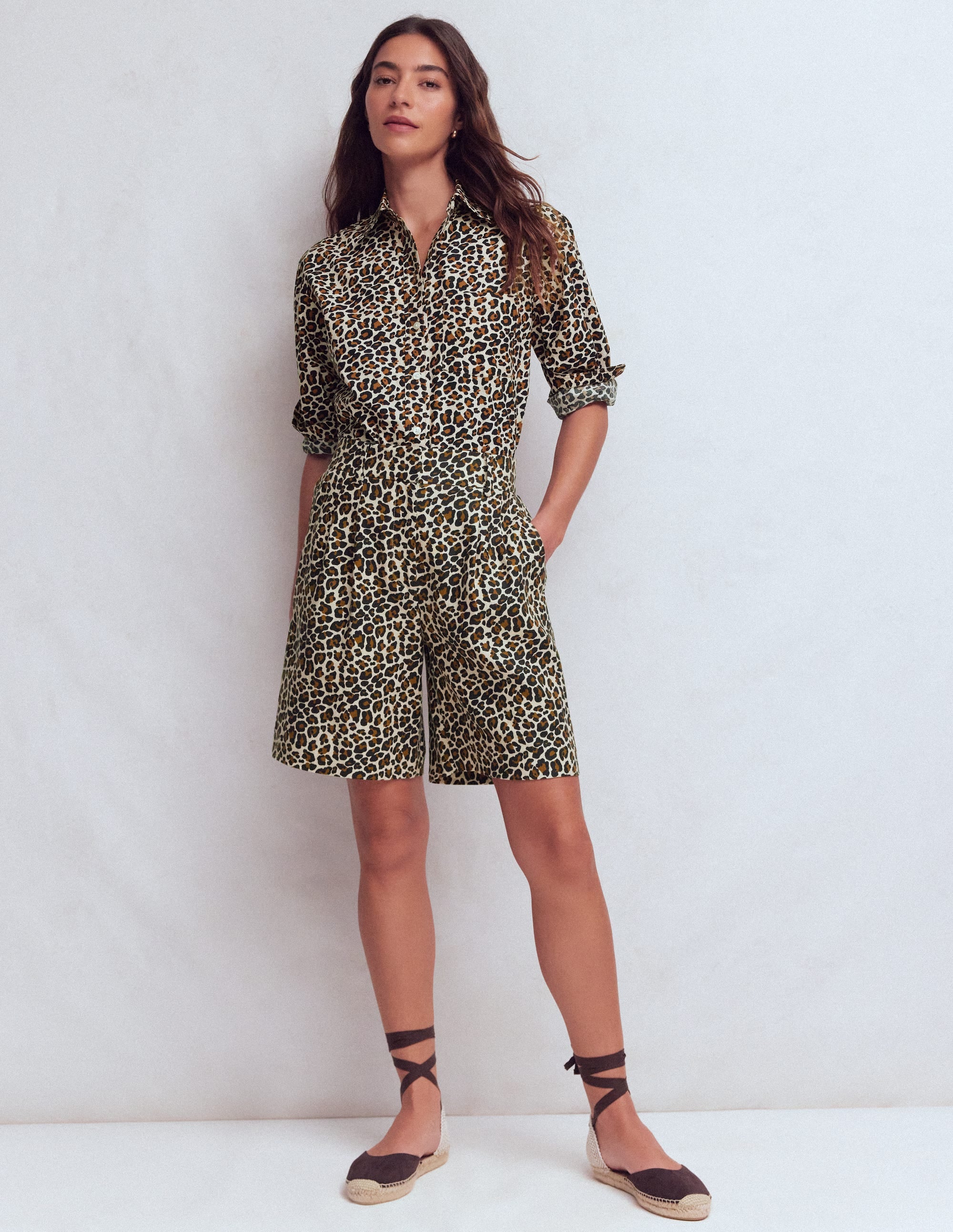 Kensington Linen Shorts - Almond Milk, Cheetah Pop | Boden USA