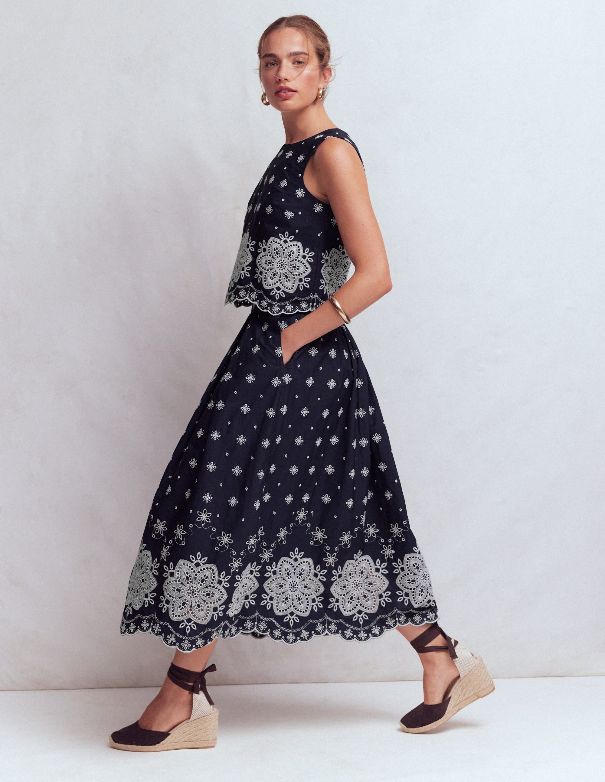 Verity Broderie Poplin Skirt-Navy - Image 1