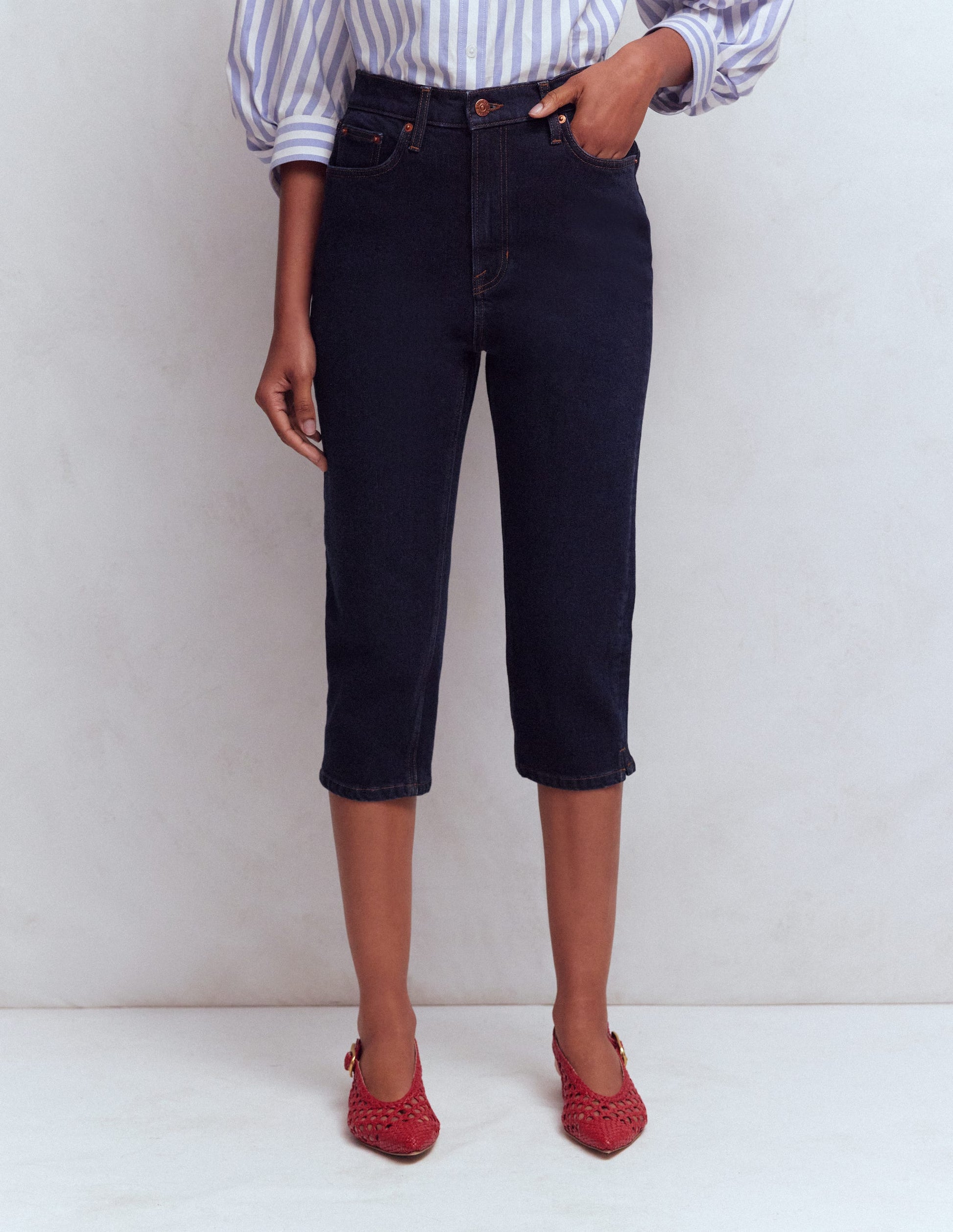 5-pocket Capri Jeans-Indigo-4