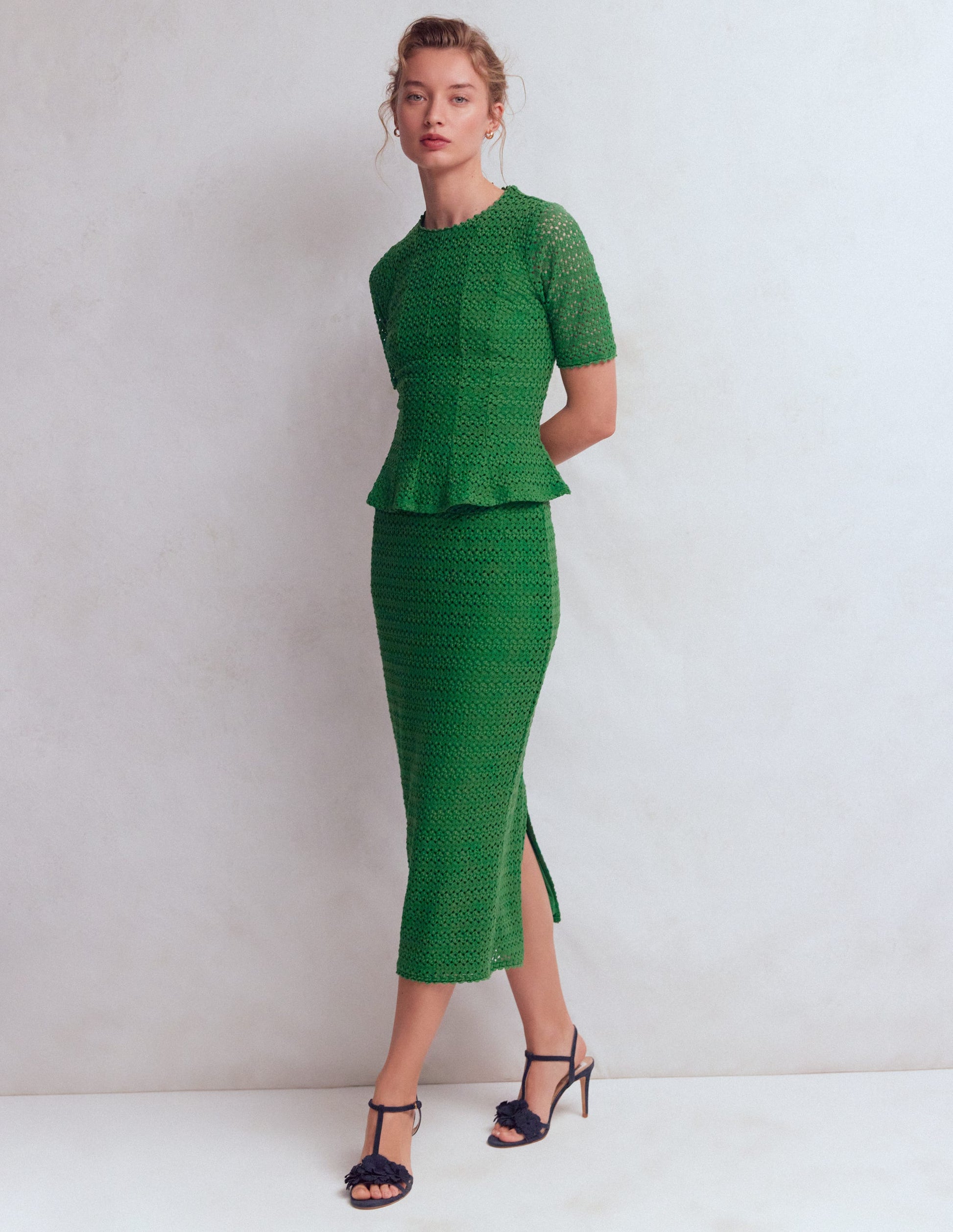 Boden Women's Lace Pencil Skirt in Green | Size 20/22 Boden Women's Lace Pencil Skirt in Green | Size 20/22