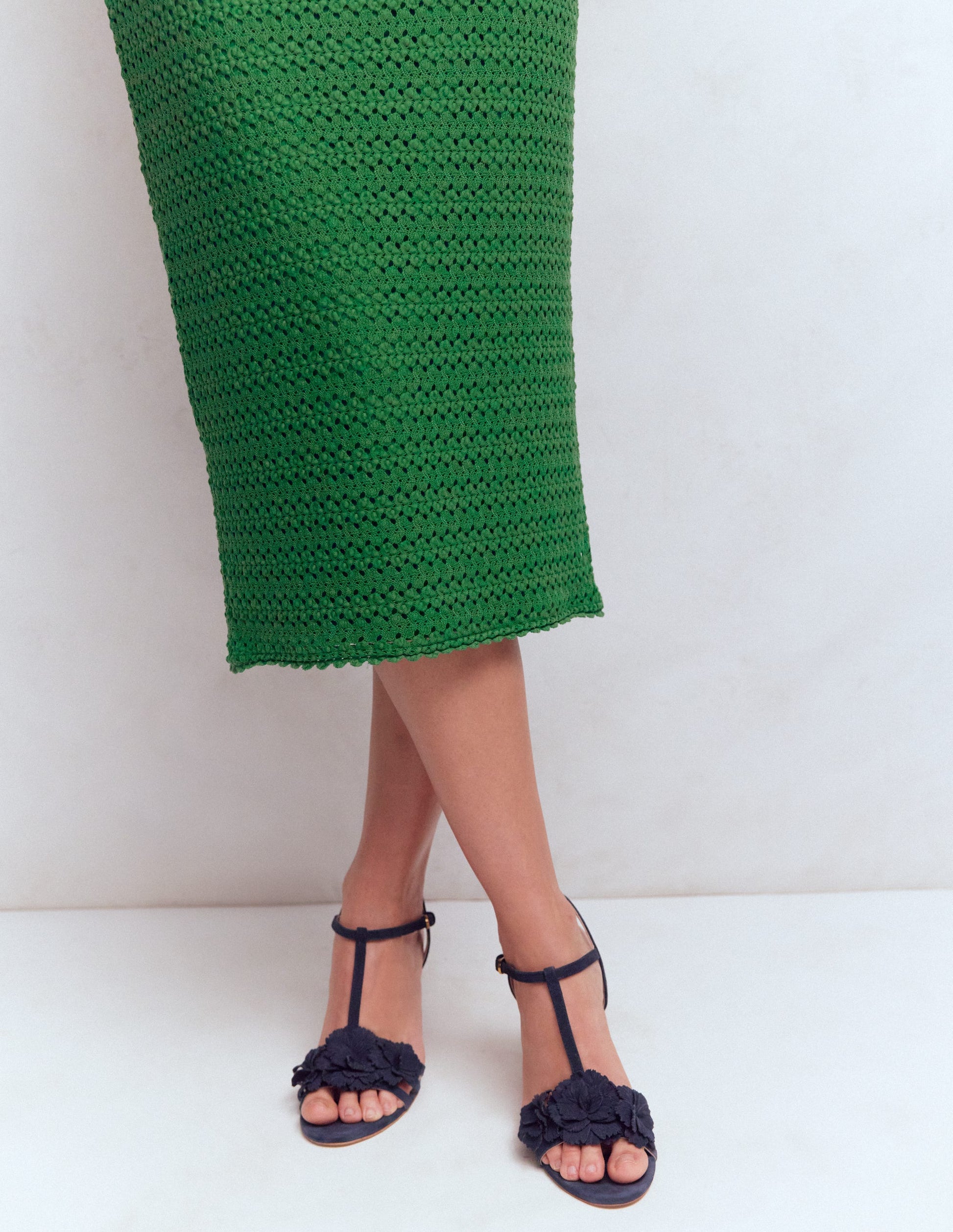 Lace Pencil Skirt-Fresh Green-3