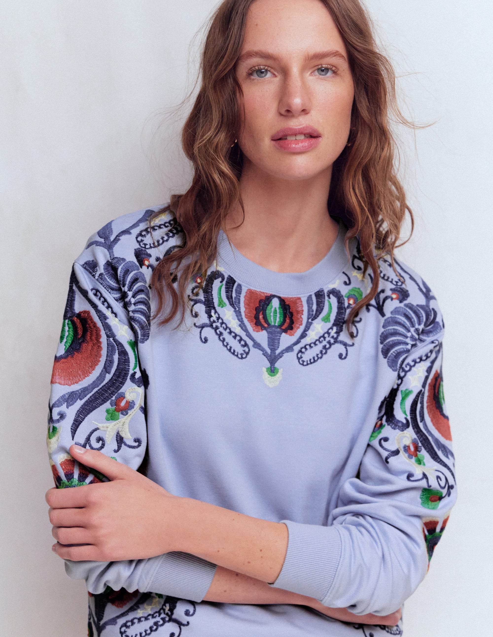 Emi Embroidered Sweatshirt-Light Blue Embroidery - Image 5