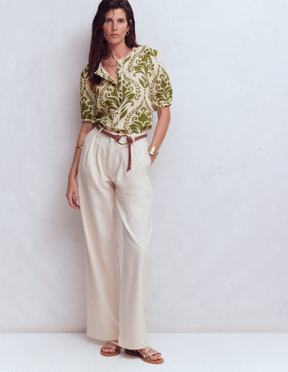 Leah Short Sleeve Linen Top-Ivory and Green Floral-4