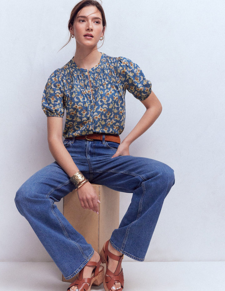 Mya Short Sleeve Smocked Shirt-True Navy, Dainty Blooms