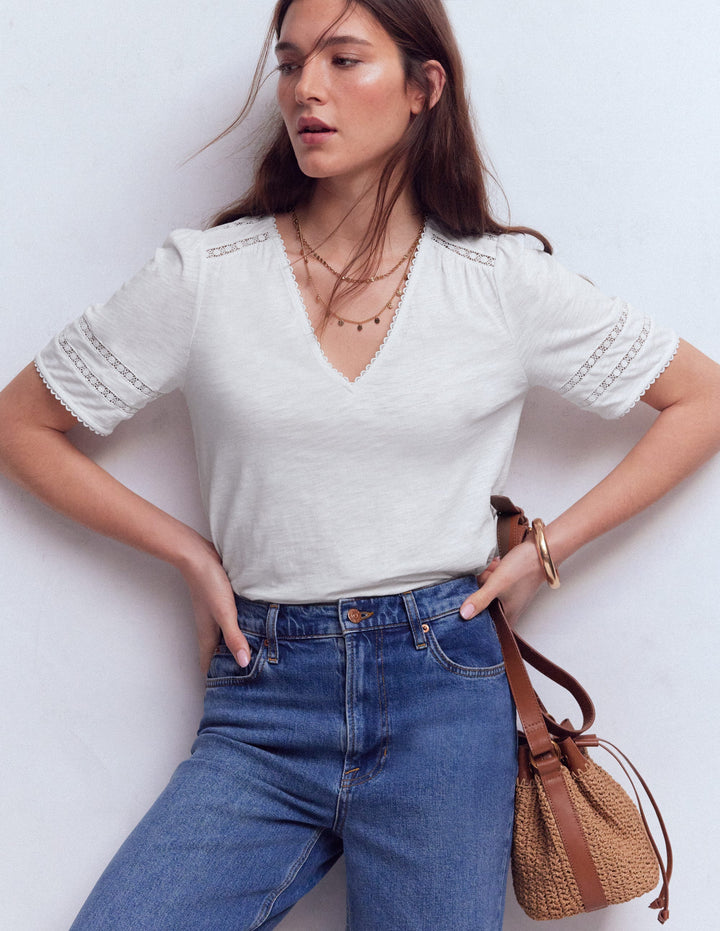 Poppy Trim V Neck T-Shirt-White