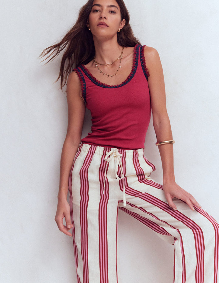 Maddie Trim Detail Vest-Terracotta Red