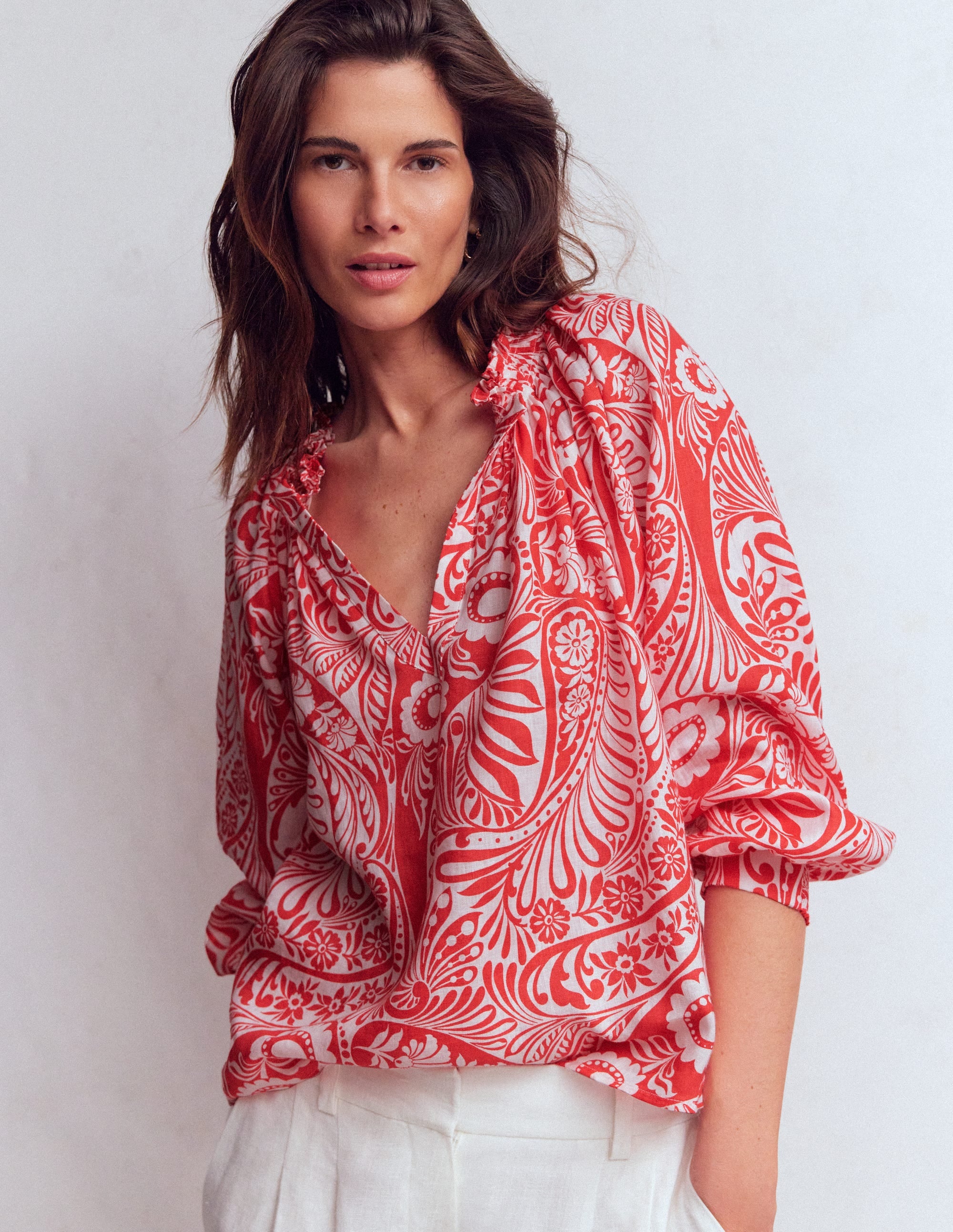 Serena Pleat Neck Linen Top-Red, Enchanted Paisley - Image 5