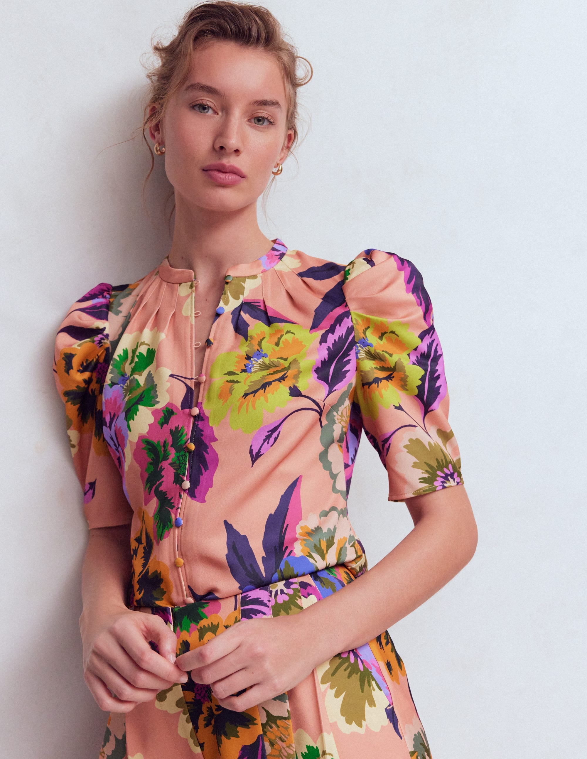 horme ホルメ　Mutton sleeve shirring blouse Pleated Mutton Sleeve Top-Multi, Opulent Blossom | Boden USA