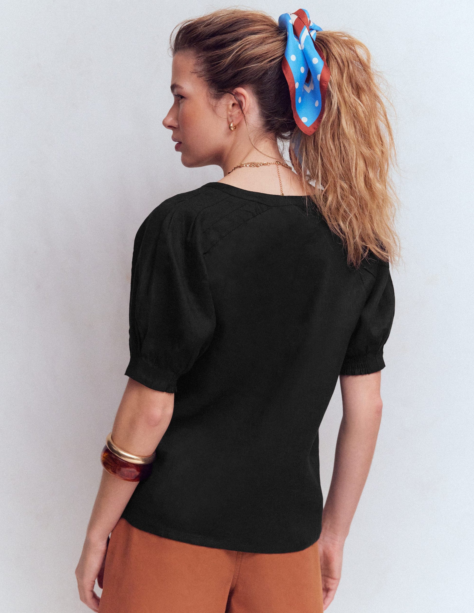 Rae Linen Top-Black-3