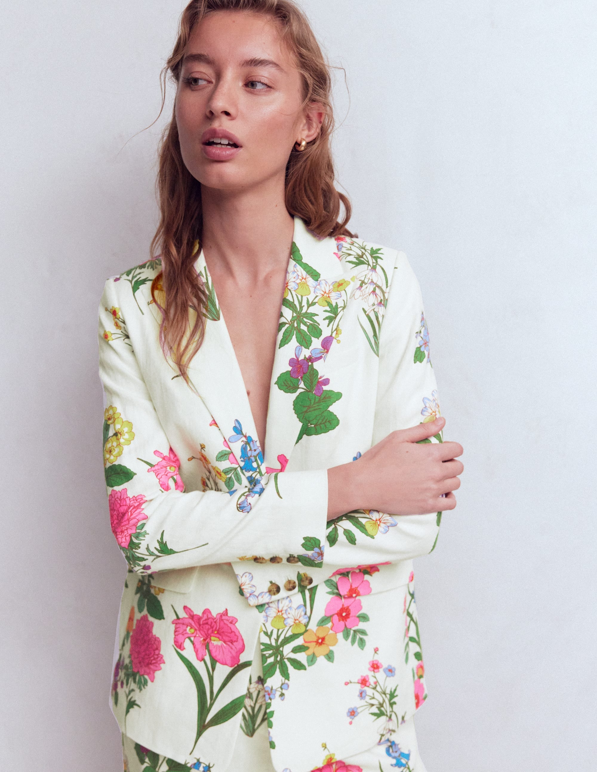 Woodbridge Linen Blazer-Ivory, Delicate Blossom - Image 5