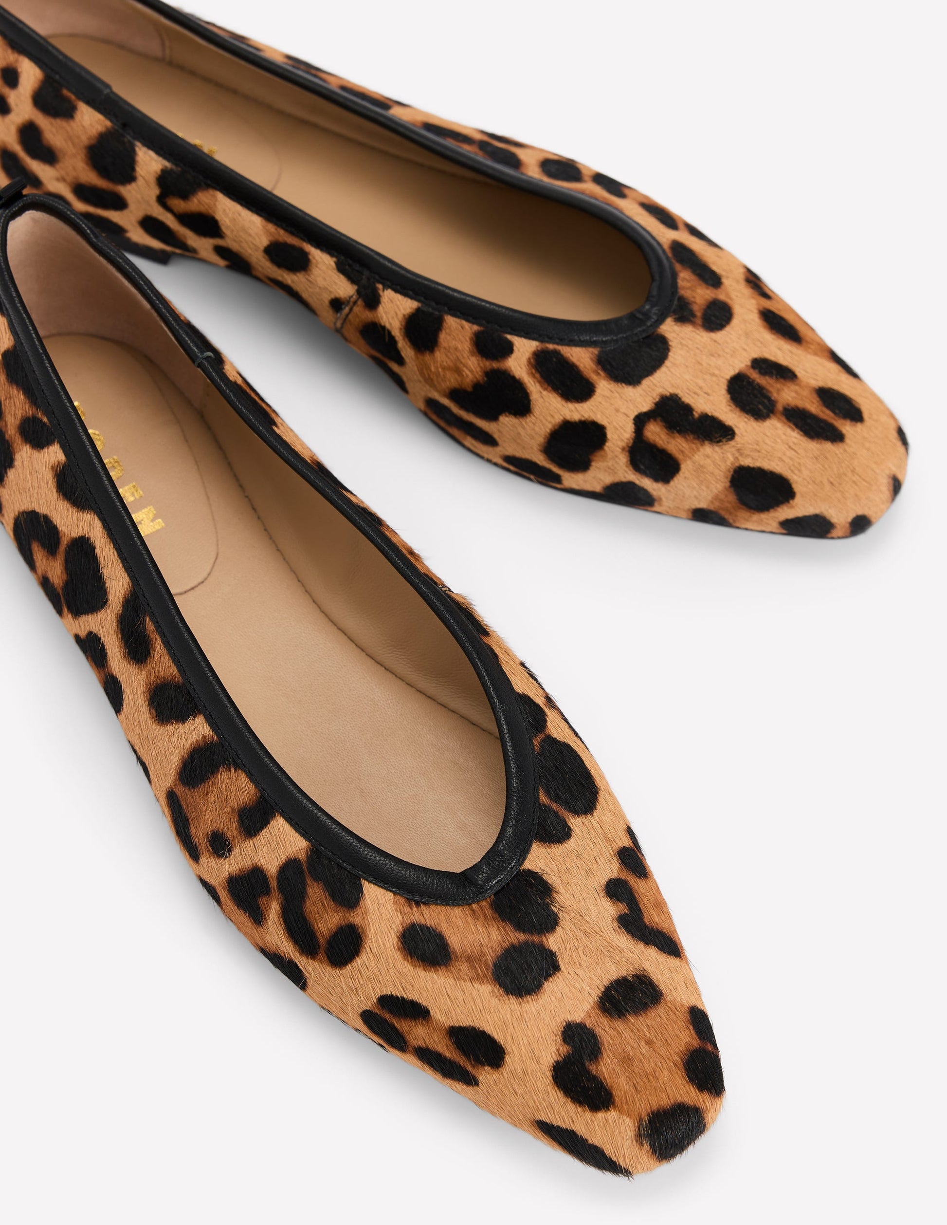 Nadia Chisel Toe Flats-Classic Leopard-4