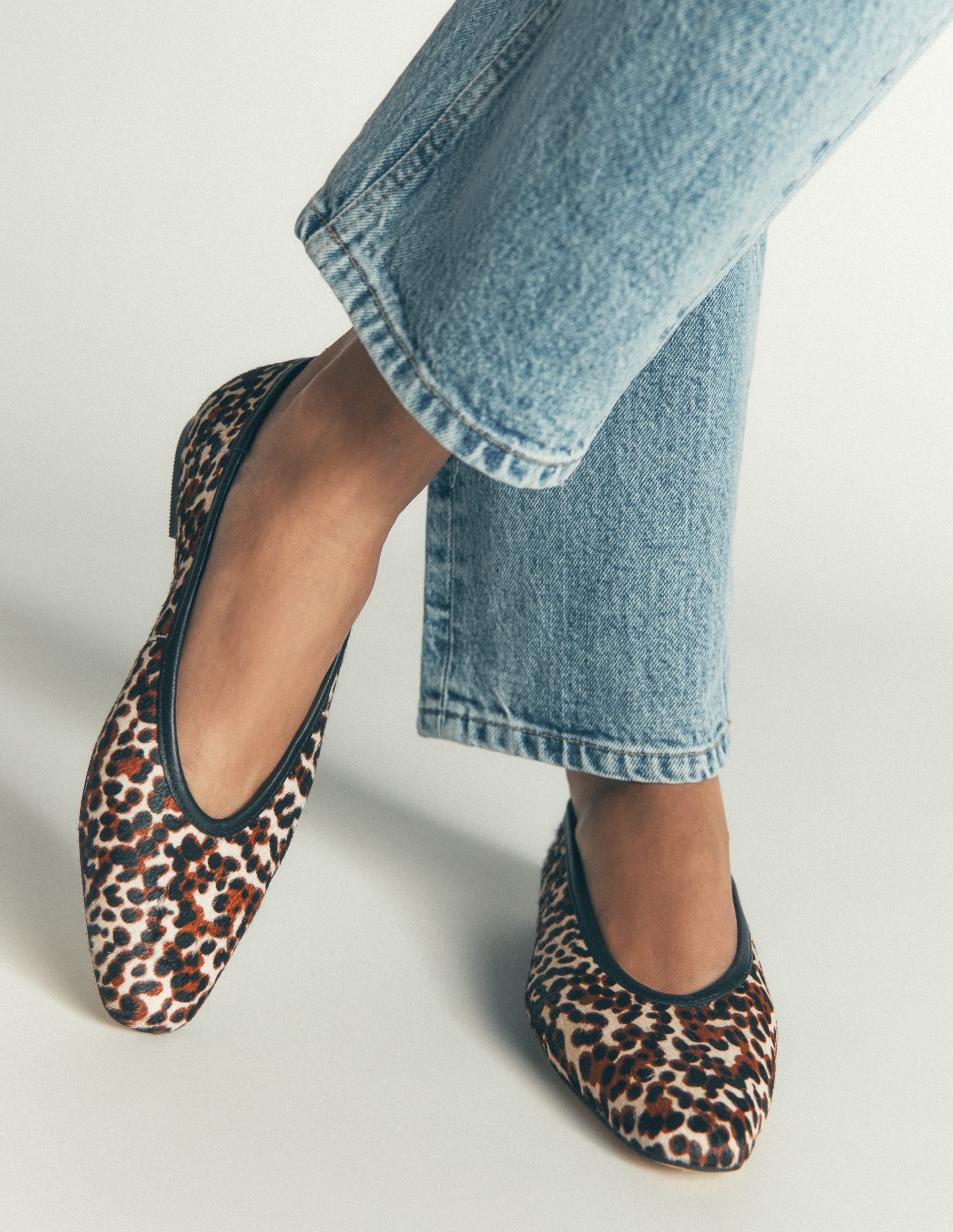 Nadia Chisel Toe Flats-Black/Ivory - Image 2