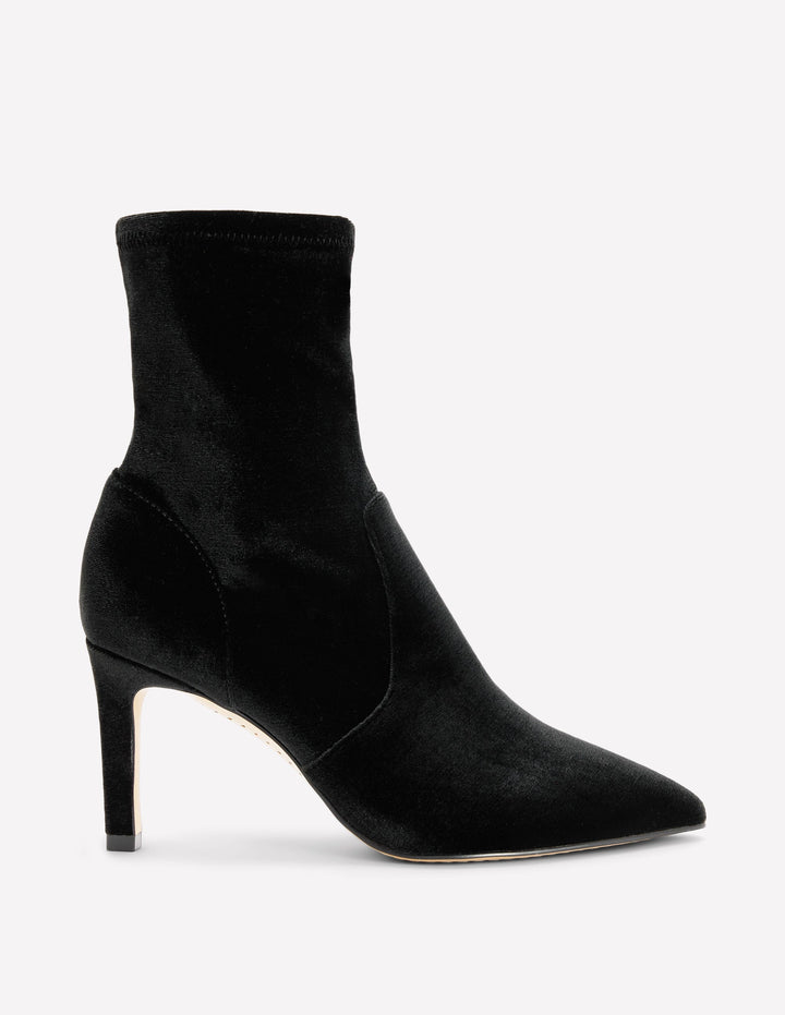 Ankle Stretch Boots-Black