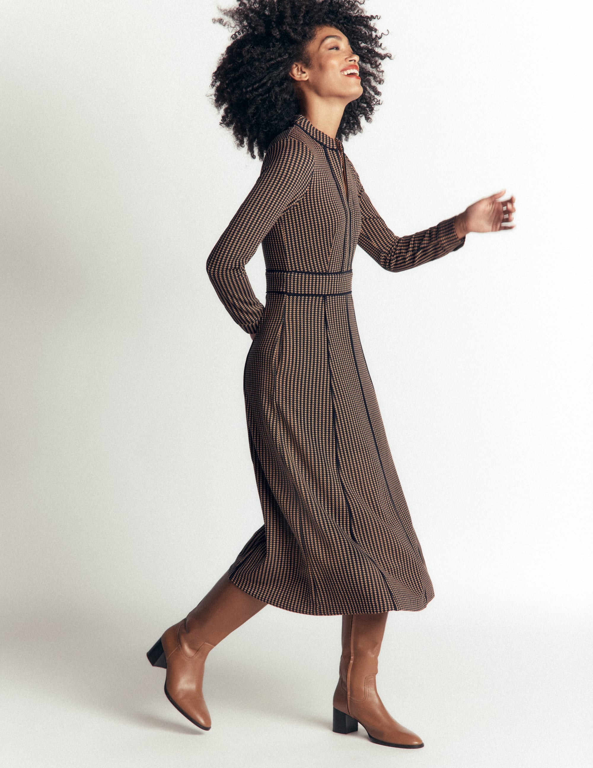 Alex Ponte Contrast Midi Dress-Navy/Camel Texture - Image 5