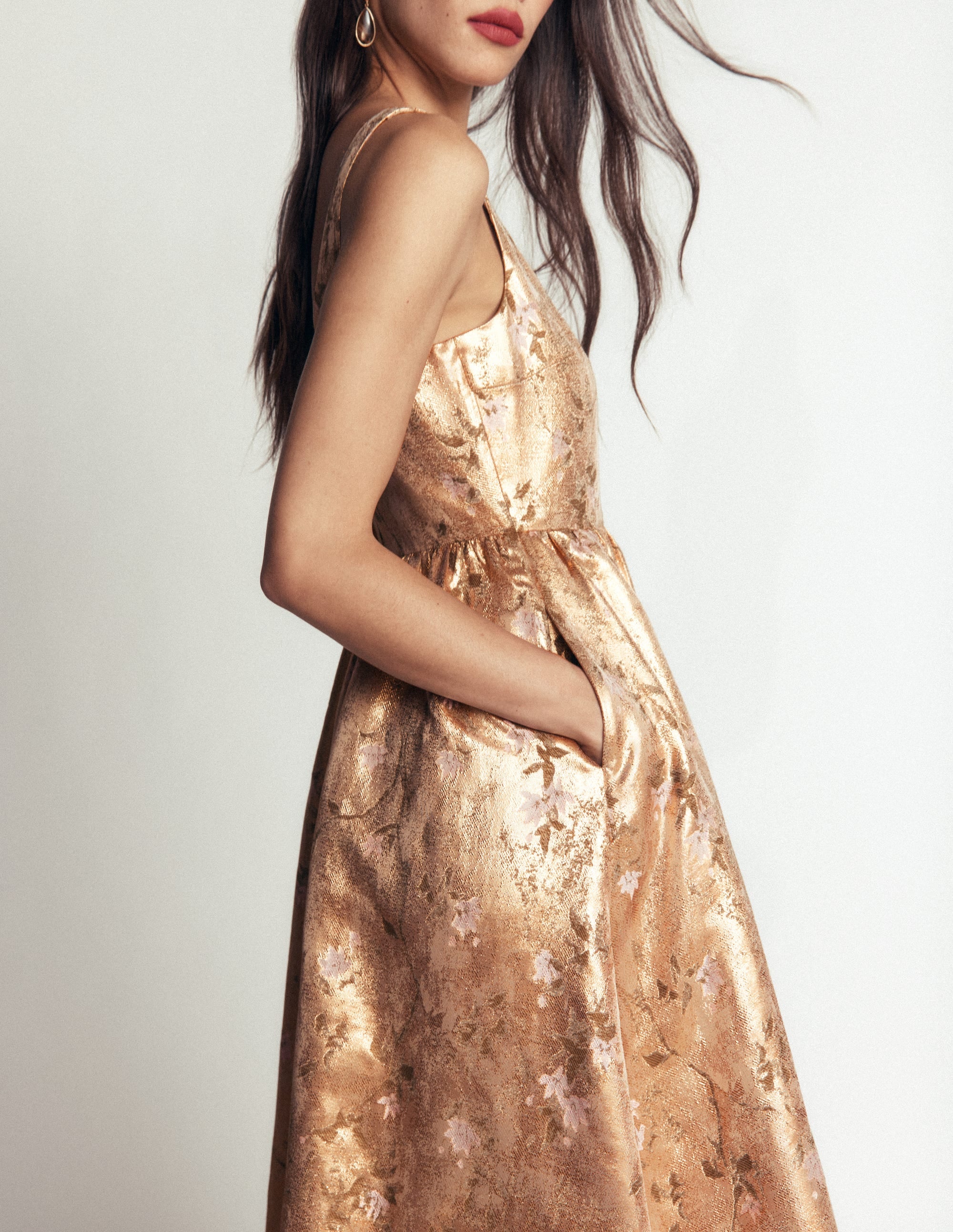 Scoop Neck Fit and Flare Dress-Gold Jacquard - Image 4