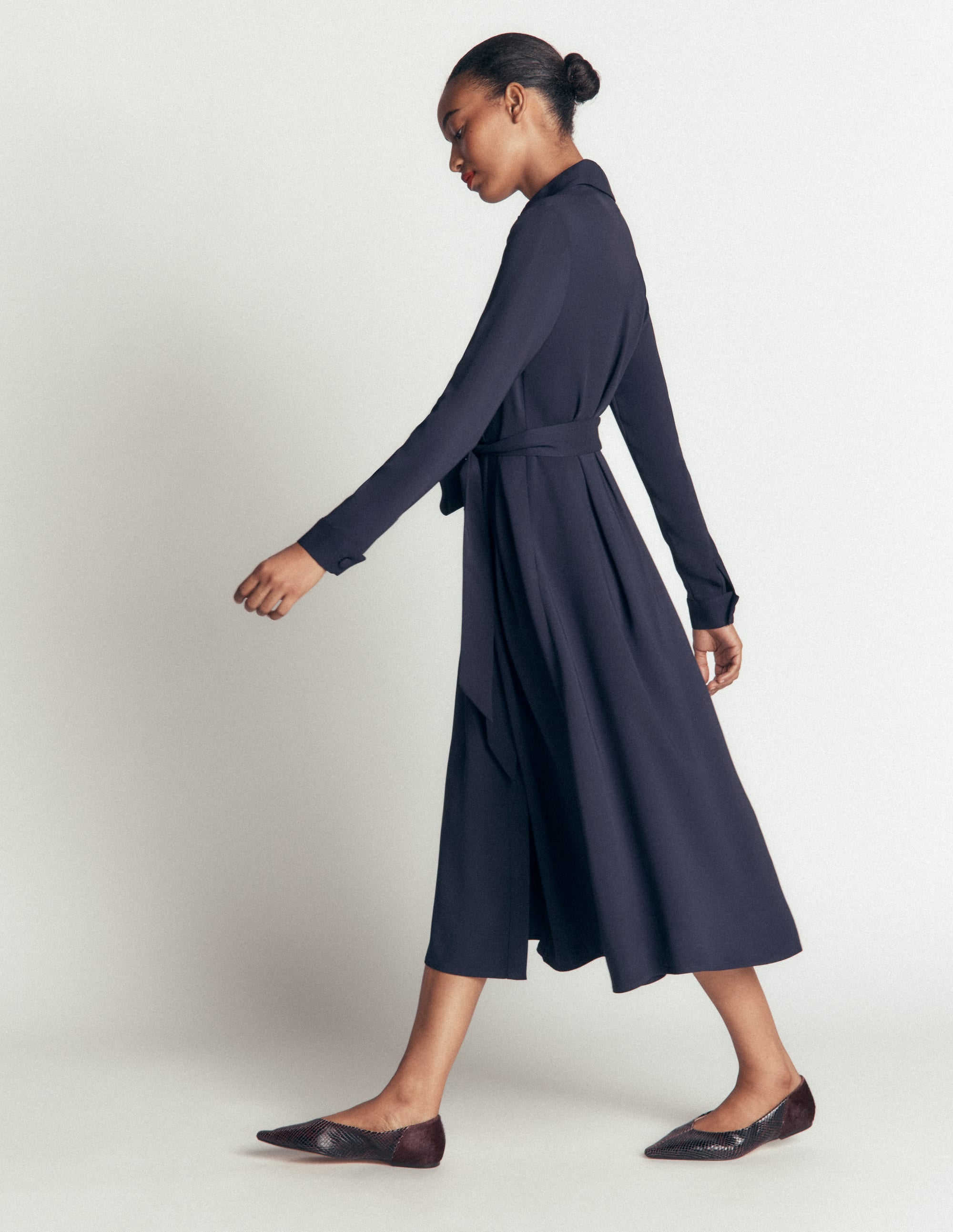Kate Pleated Shirt Dress-Navy - Image 5
