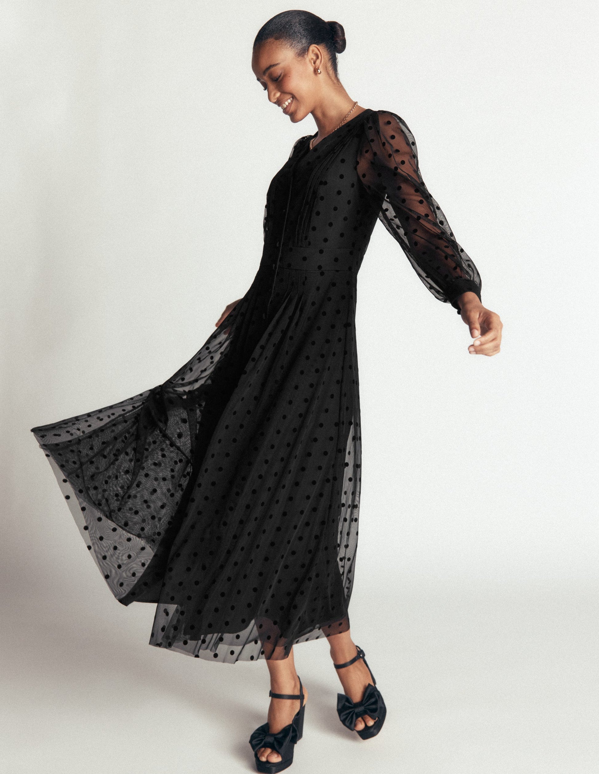 Pleated Tulle Midi Dress-Black-4
