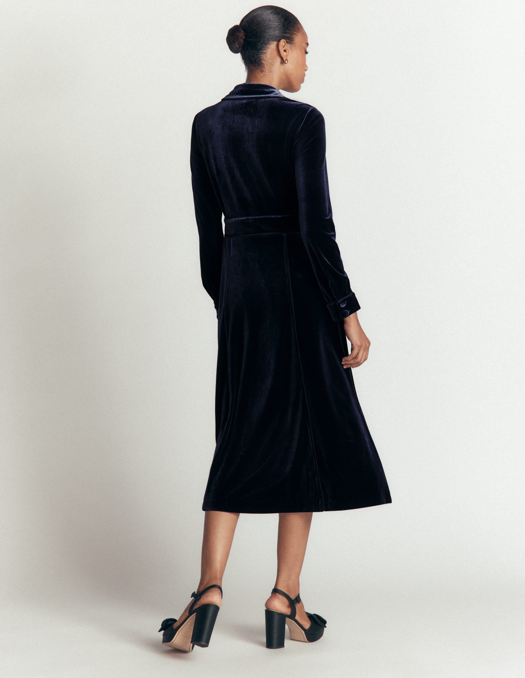 Etta Piping Velvet Dress-Navy - Image 3
