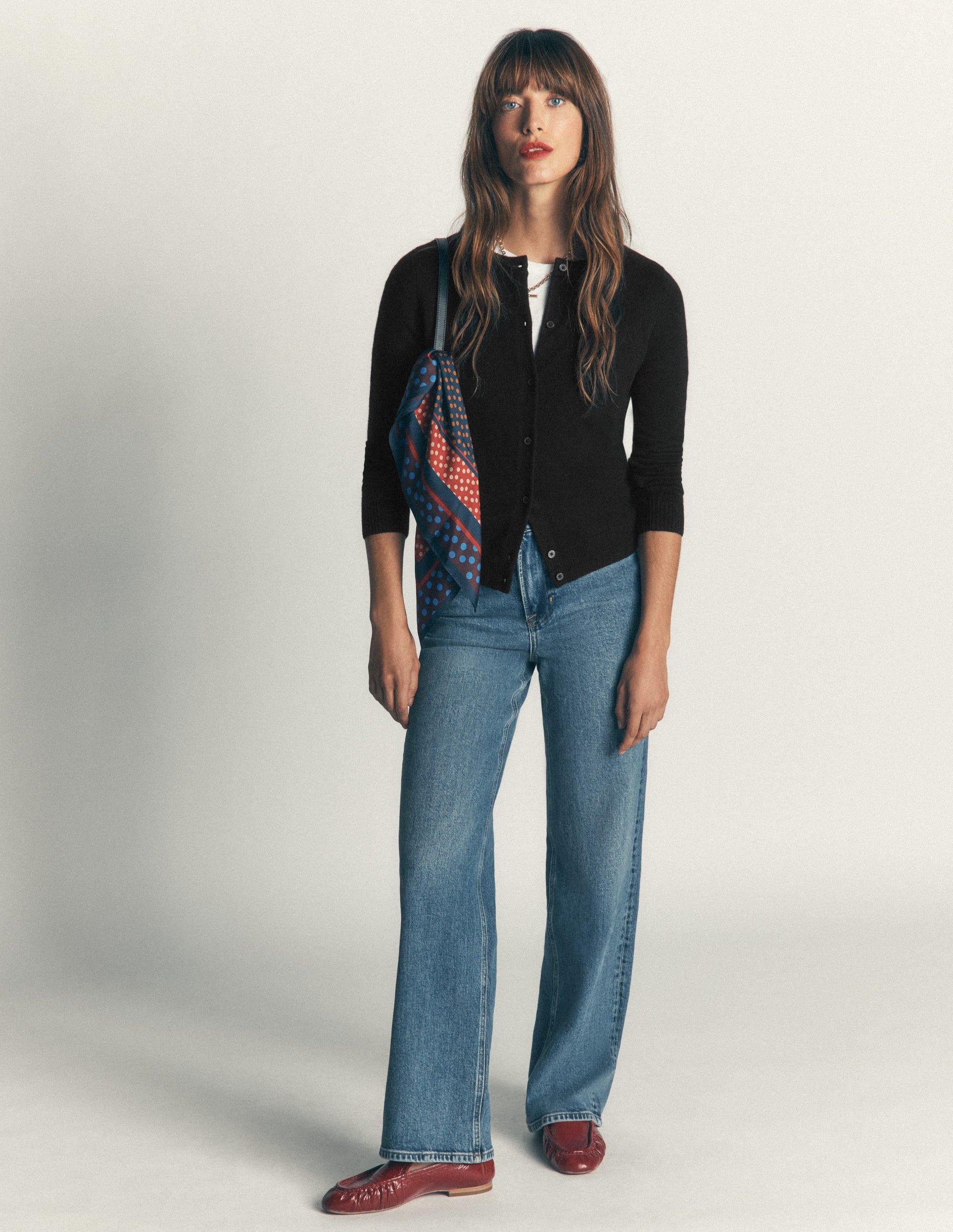 Elsie Cashmere Crew Cardigan-Black-4