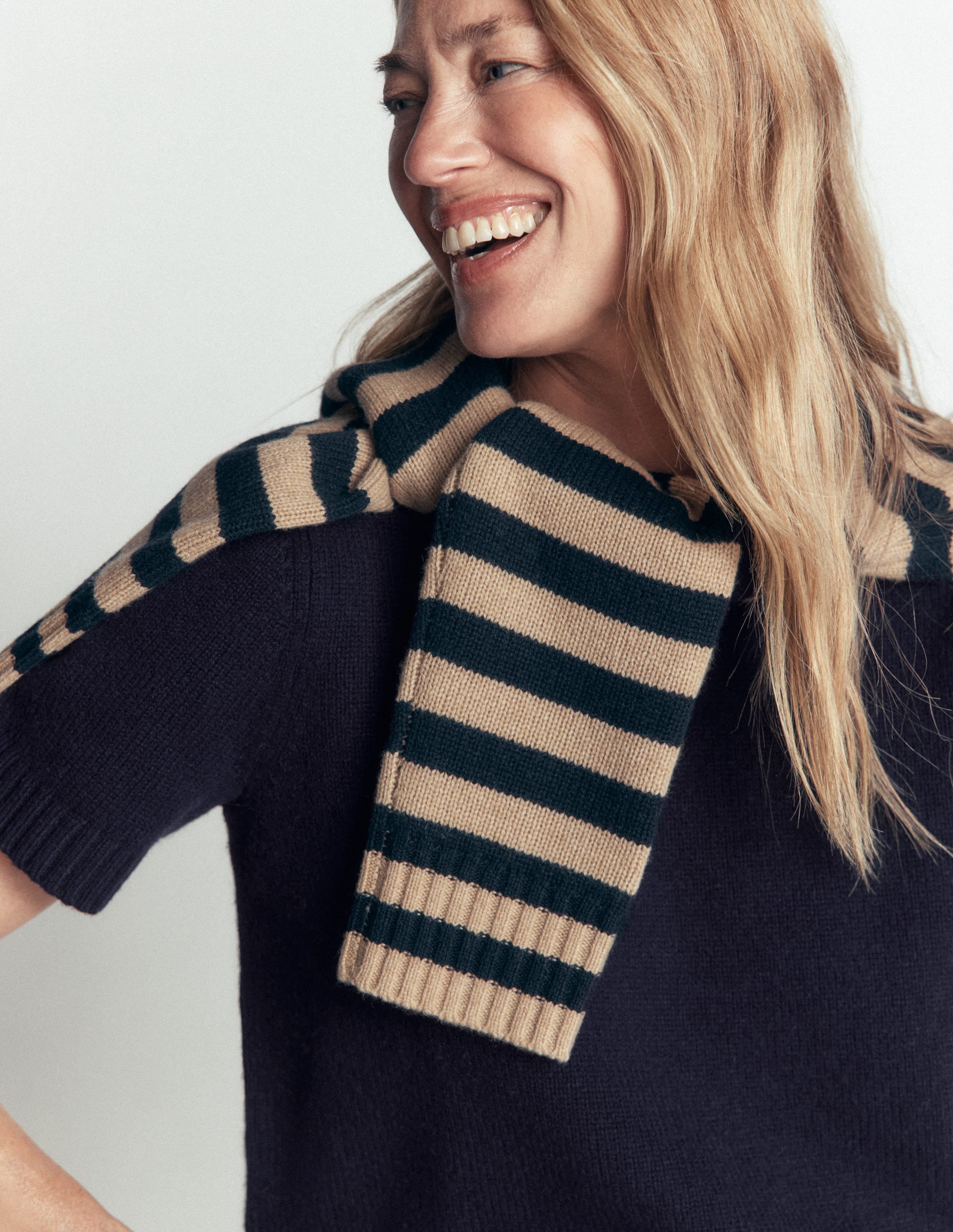 Marta Merino Wool T-shirt-Navy - Image 5