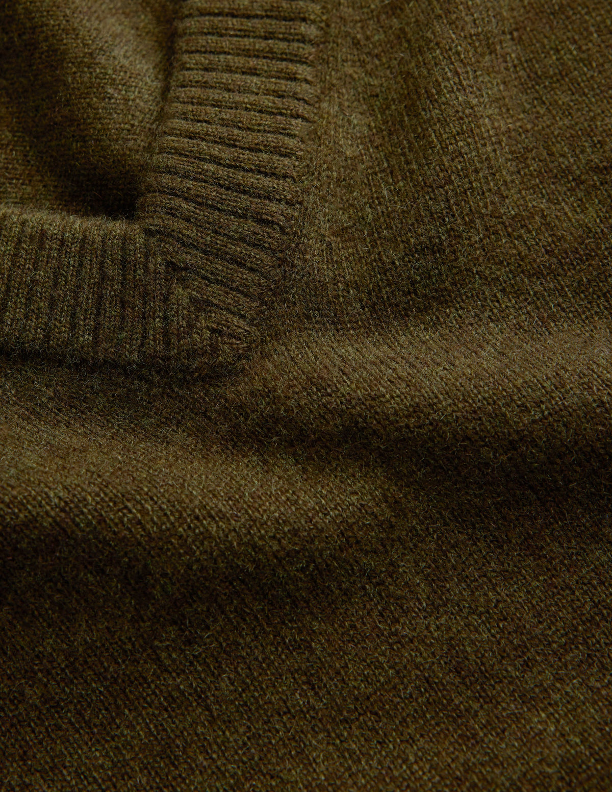 Elsie Cashmere V Neck Sweater-Hunter Green - Image 7