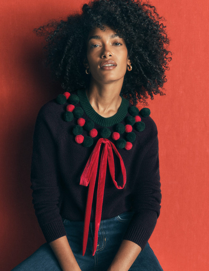 Mae Novelty Sweater-Navy Wreath